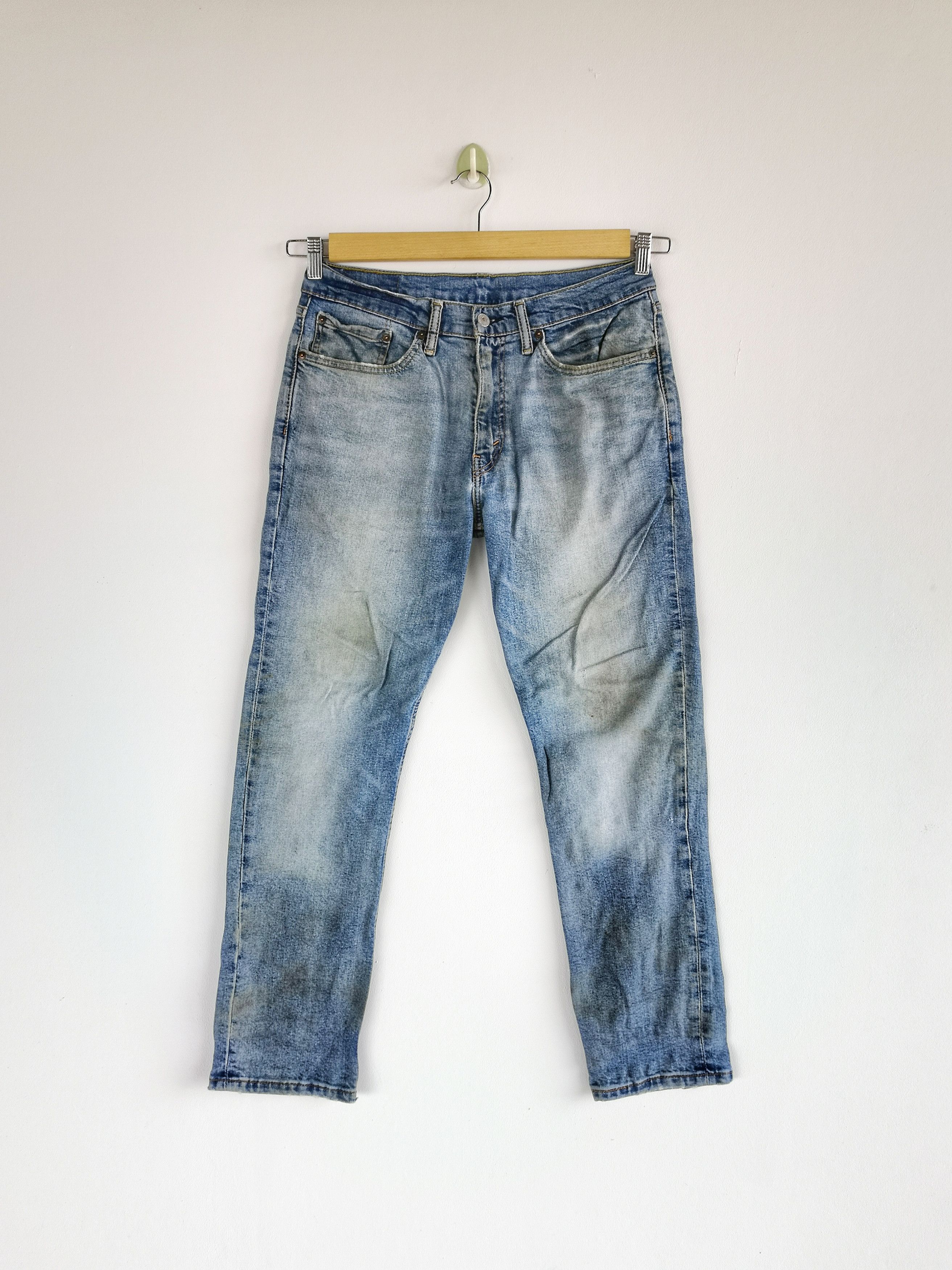Levi's Vintage Levis Jeans Light Blue Levi's 550 Faded Blue Denim Size US 32 / EU 48 - 1 Thumbnail