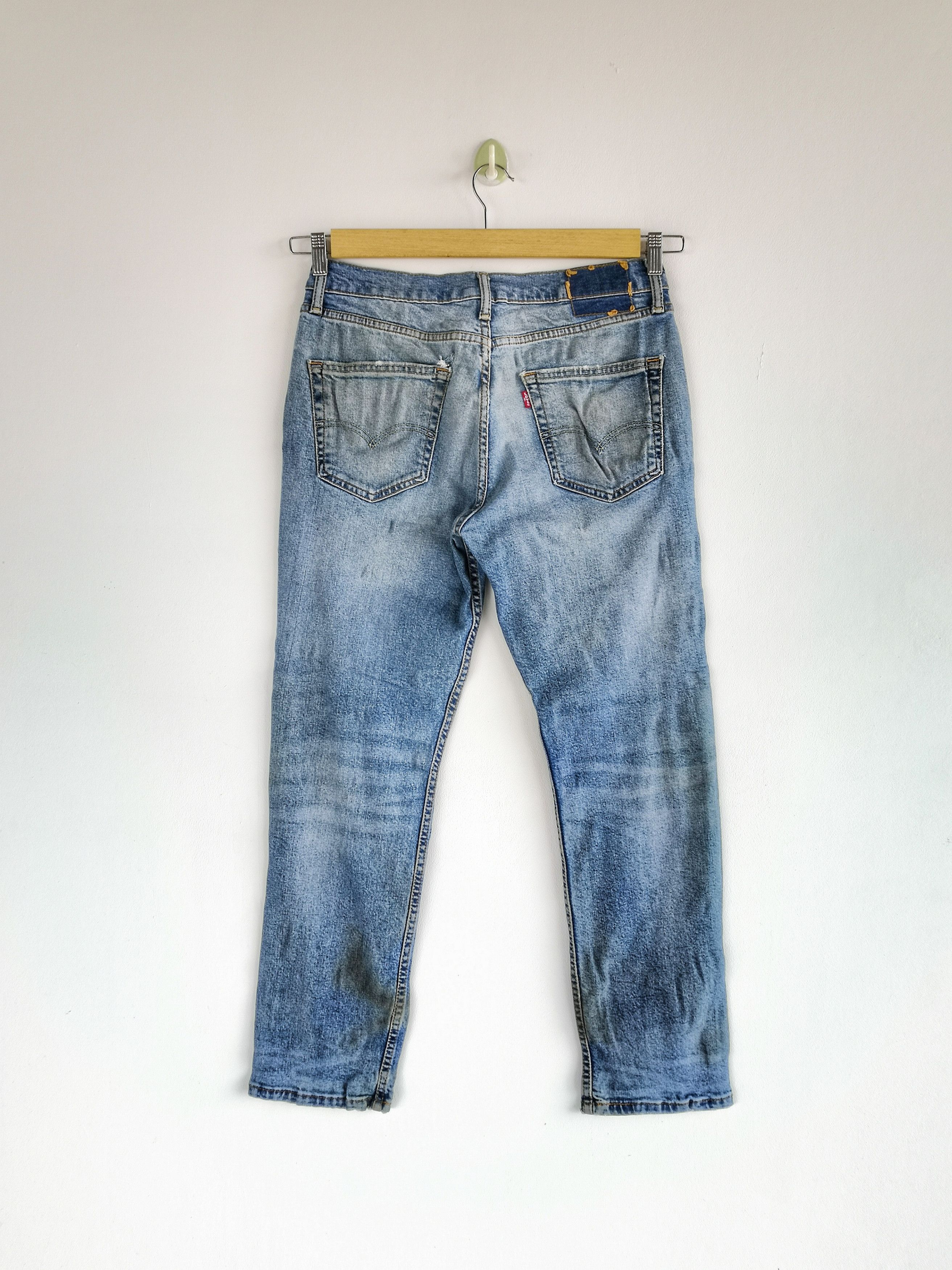 Levi's Vintage Levis Jeans Light Blue Levi's 550 Faded Blue Denim Size US 32 / EU 48 - 2 Thumbnail