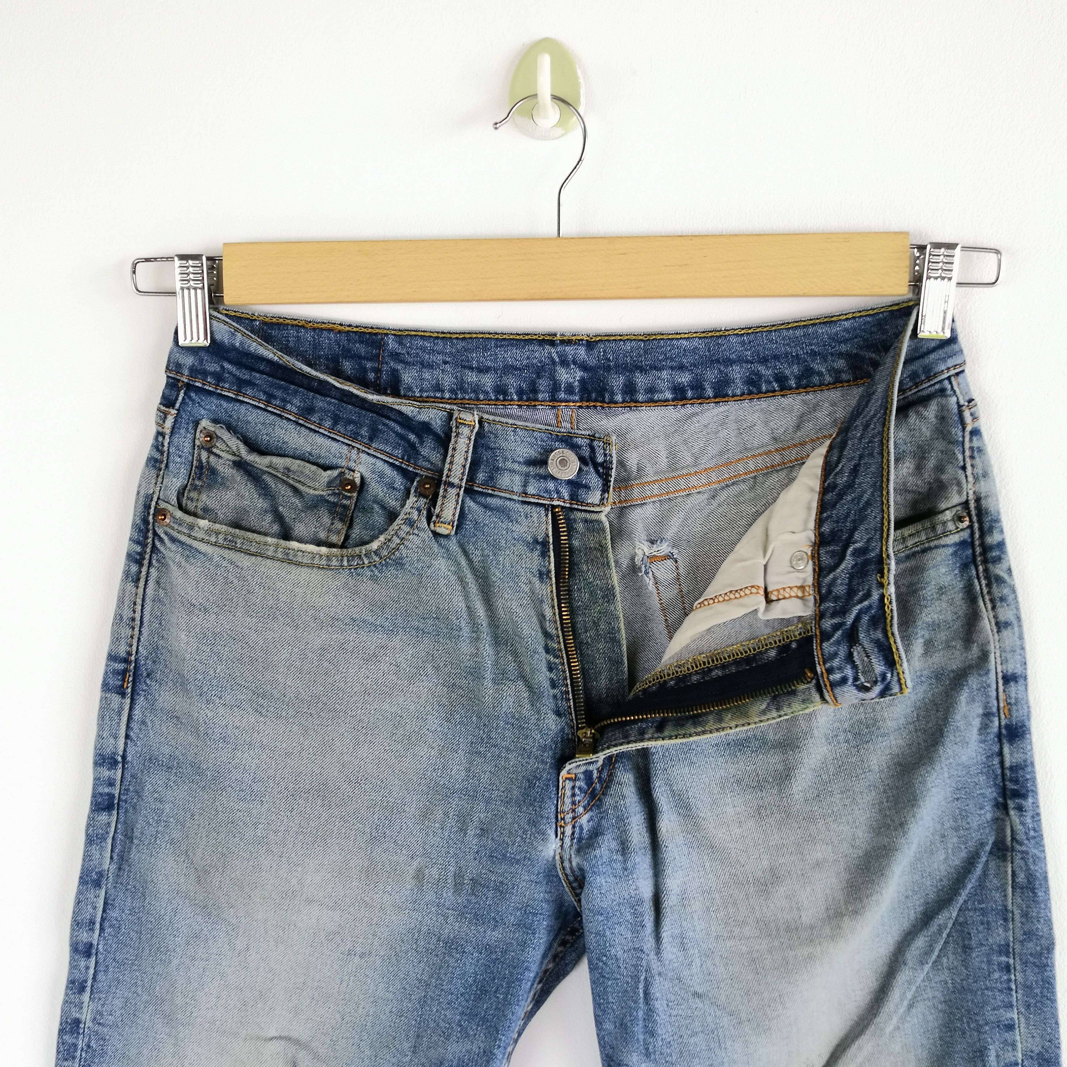 Levi's Vintage Levis Jeans Light Blue Levi's 550 Faded Blue Denim Size US 32 / EU 48 - 10 Thumbnail