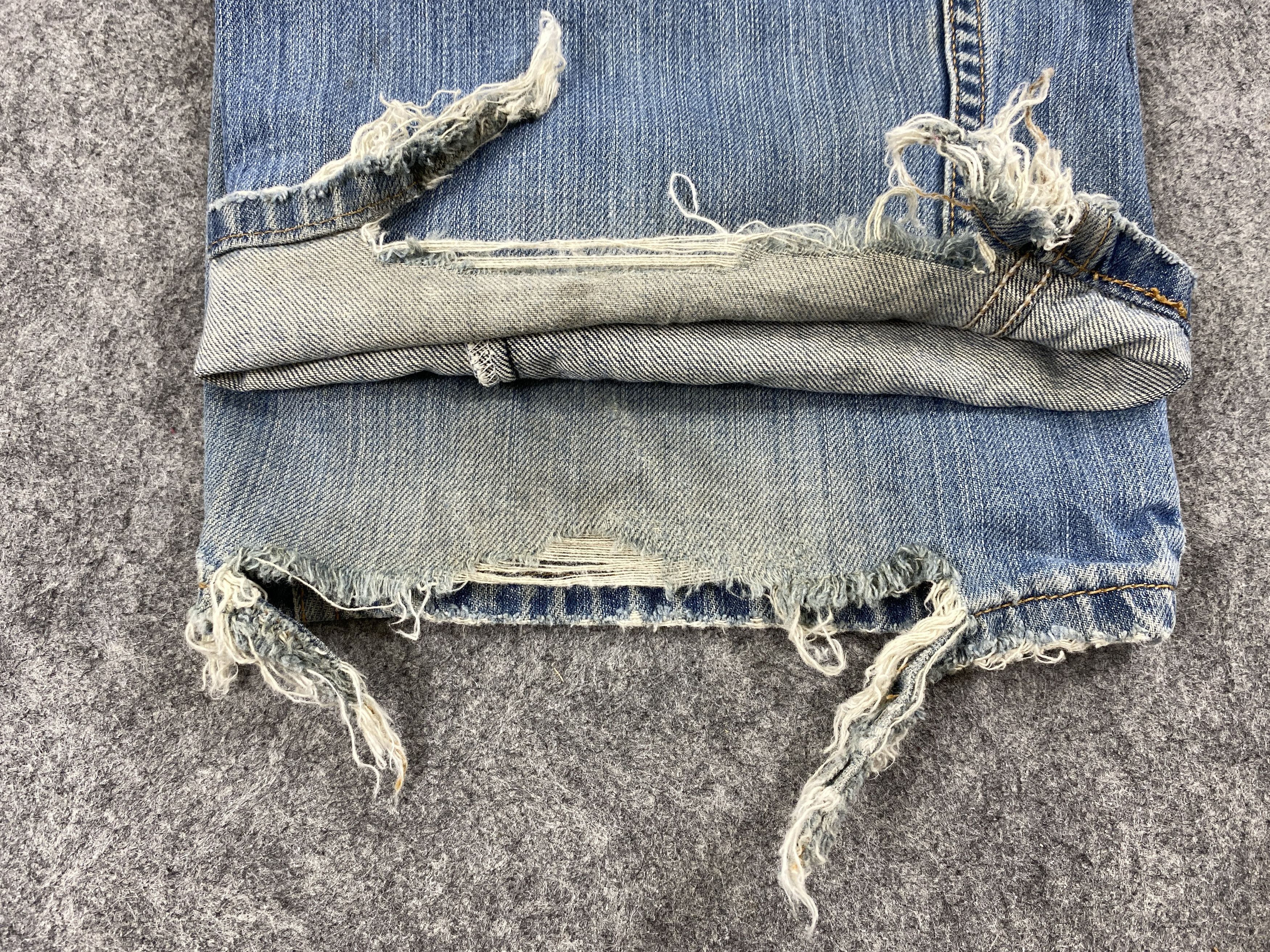 Levi's Faded Blue Vintage Levi's 559 Jeans 36x31.5 Denim -JN1411 Size US 36 / EU 52 - 11 Thumbnail