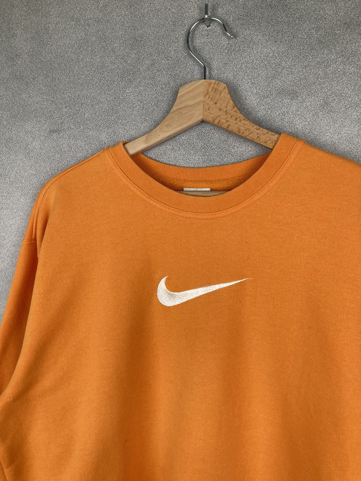 Nike Vintage Nike Center Swoosh Crewneck Embroidered Logo 90s Size US M / EU 48-50 / 2 - 3 Thumbnail