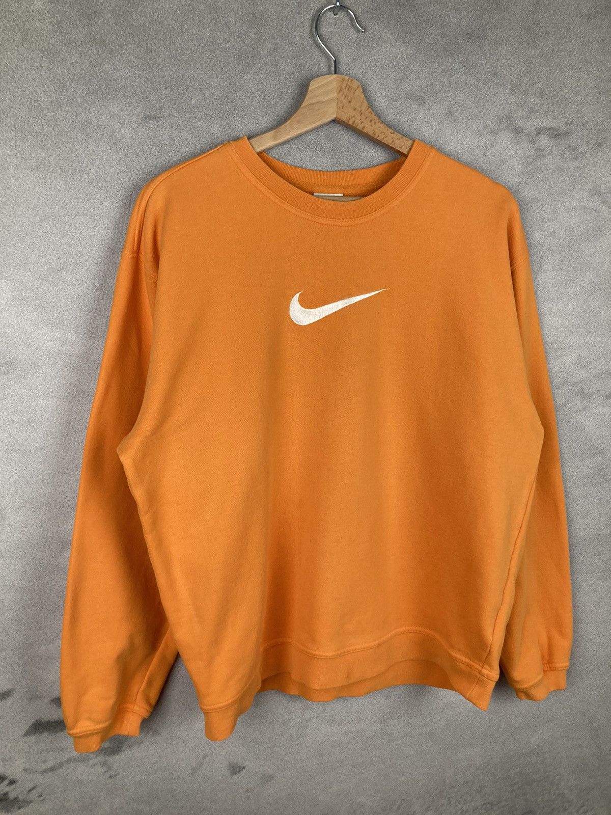 Nike Vintage Nike Center Swoosh Crewneck Embroidered Logo 90s Size US M / EU 48-50 / 2 - 4 Thumbnail