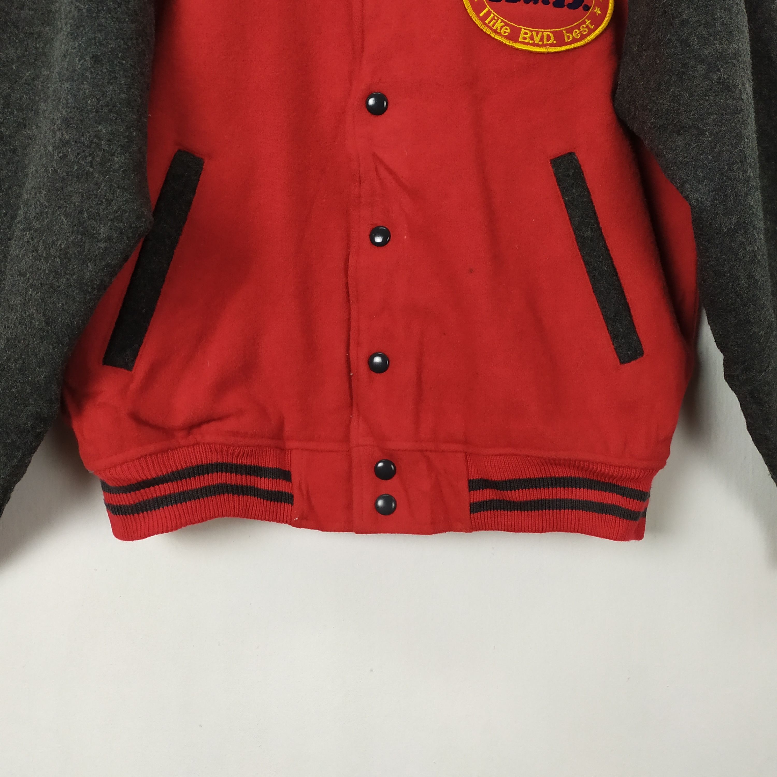 Japanese Brand Vintage B.V.D Wool Varsity jacket Size US M / EU 48-50 / 2 - 6 Thumbnail