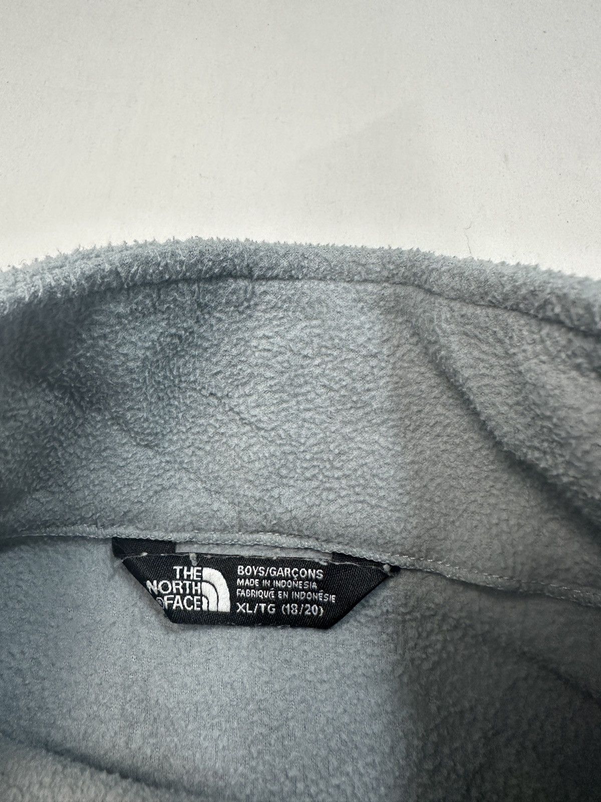The North Face TNF outdoor fleece jacket for Boys XL or Men M Size US M / EU 48-50 / 2 - 10 Thumbnail