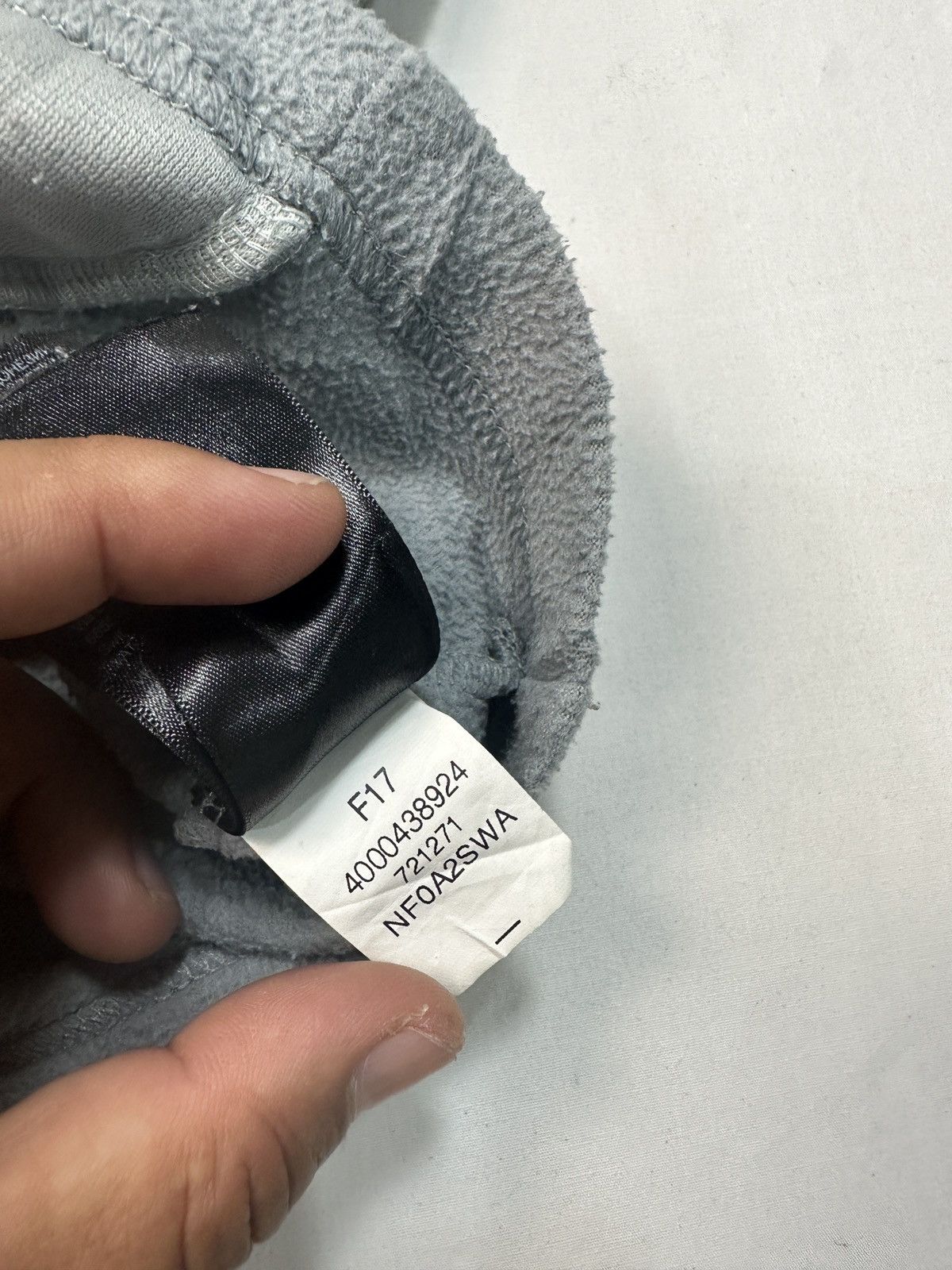 The North Face TNF outdoor fleece jacket for Boys XL or Men M Size US M / EU 48-50 / 2 - 15 Thumbnail