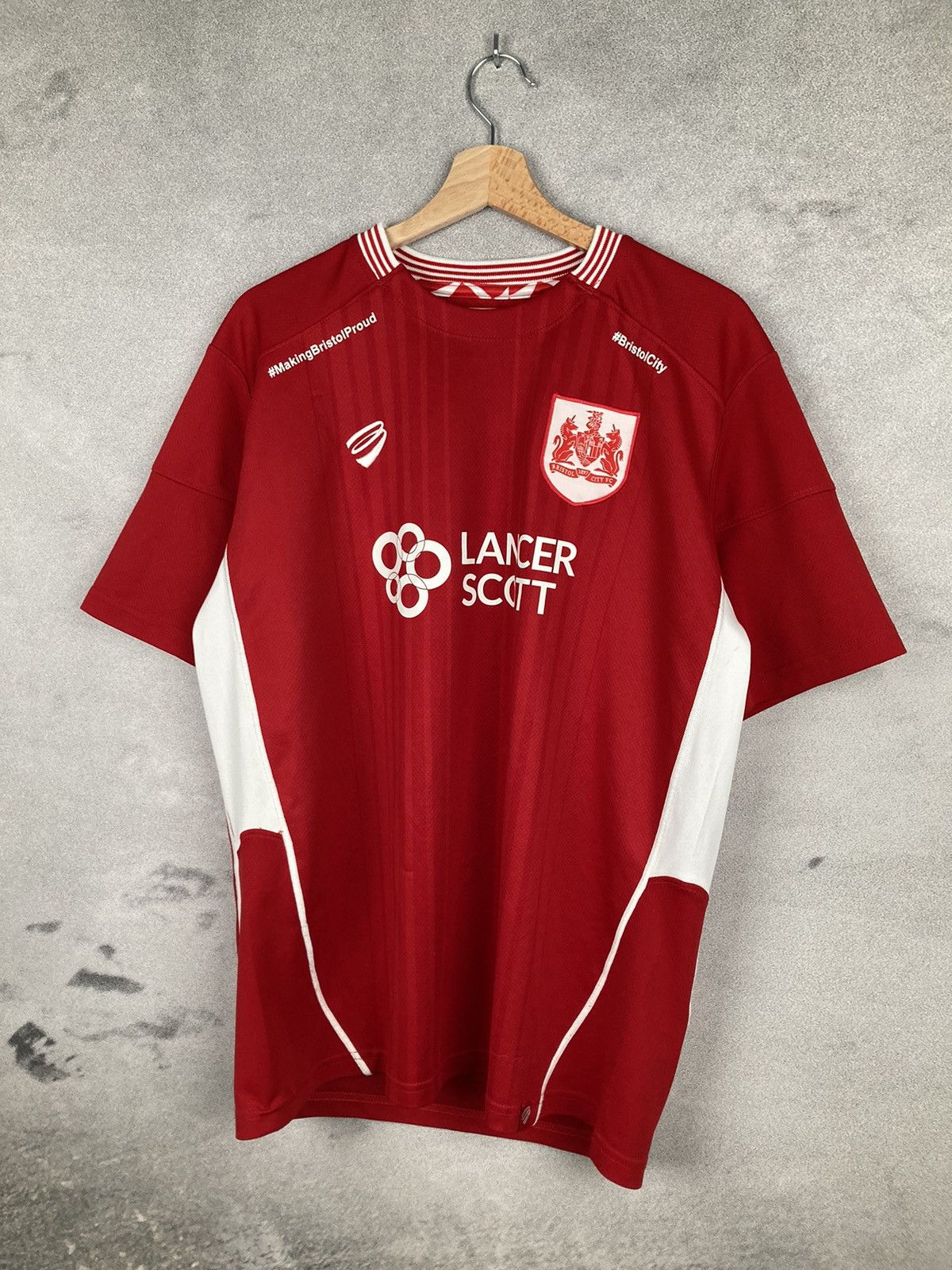 Vintage Soccer Jersey Bristol City Red Home Football Size US L / EU 52-54 / 3 - 2 Thumbnail