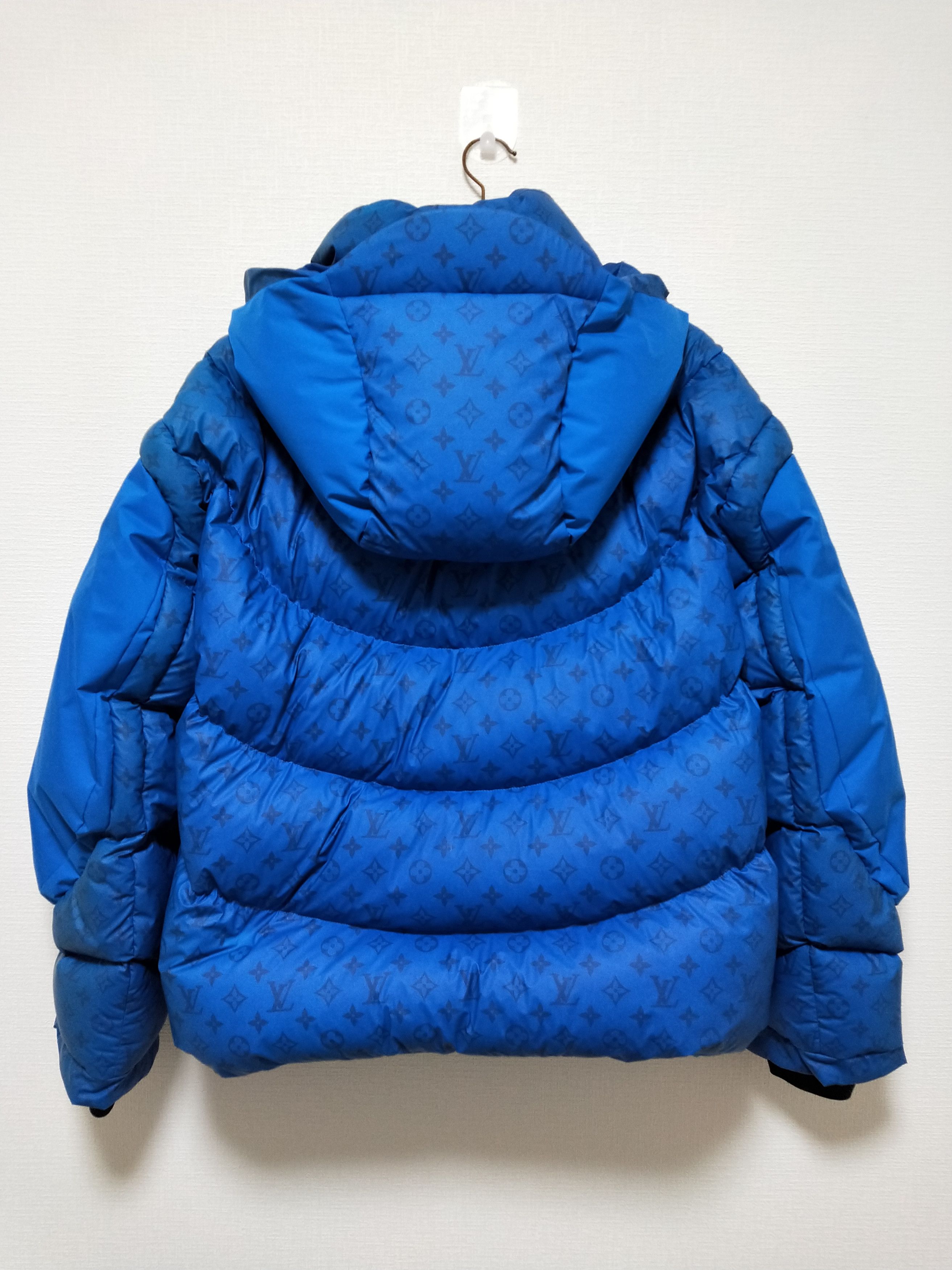 Louis Vuitton × Virgil Abloh '2054' Heat Reactive Puffer Jacket Size US M / EU 48-50 / 2 - 2 Thumbnail