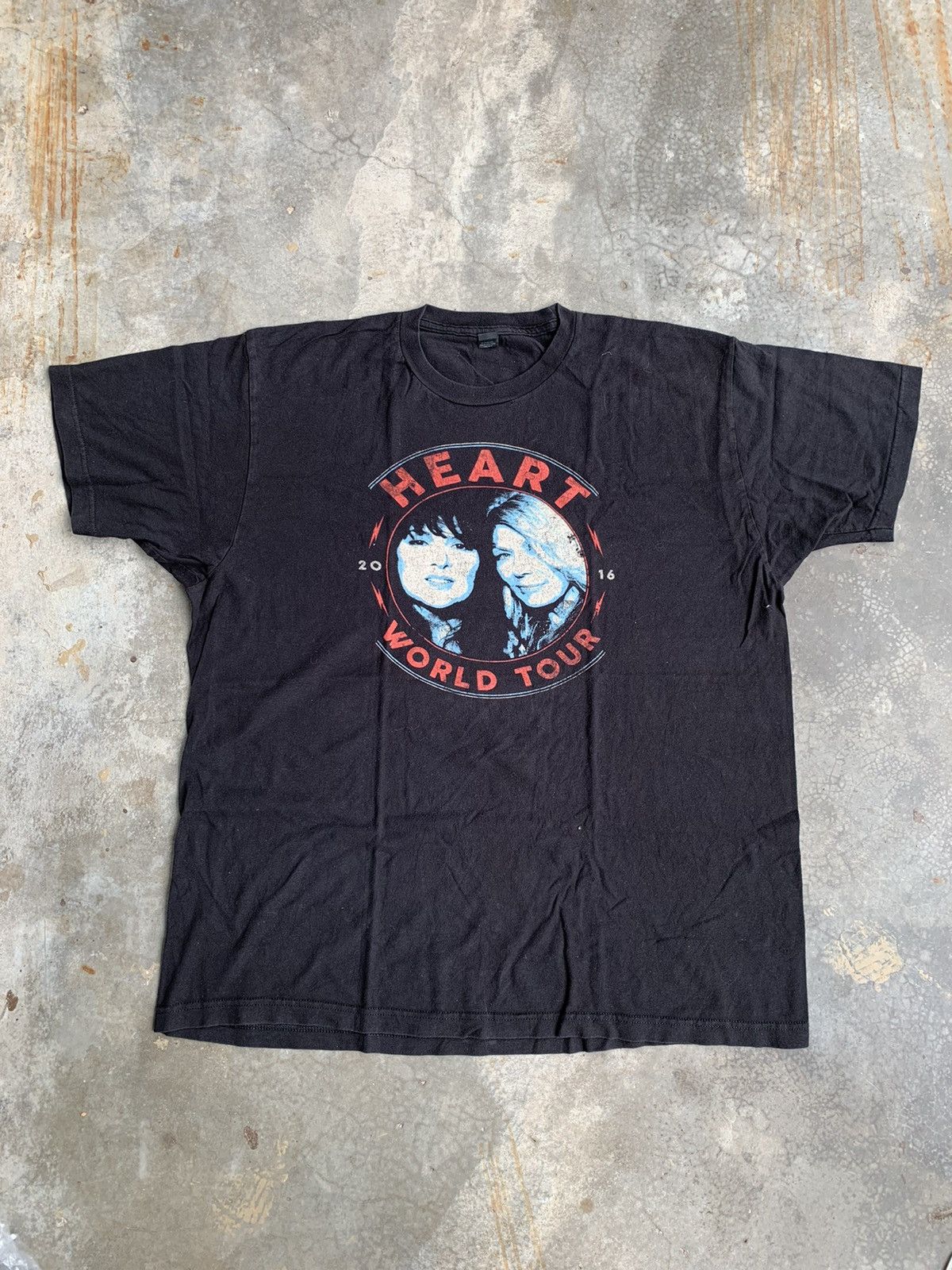 Band Tees × Tultex Thrashed Faded Y2K Band Heart Tour Tshirt Size US XL / EU 56 / 4 - 1 Thumbnail