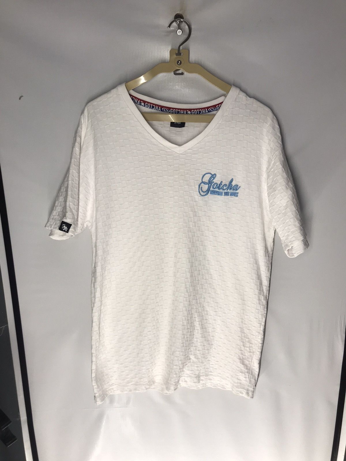 Gotcha Gotcha vneck plaid tshirt Size US M / EU 48-50 / 2 - 9 Thumbnail