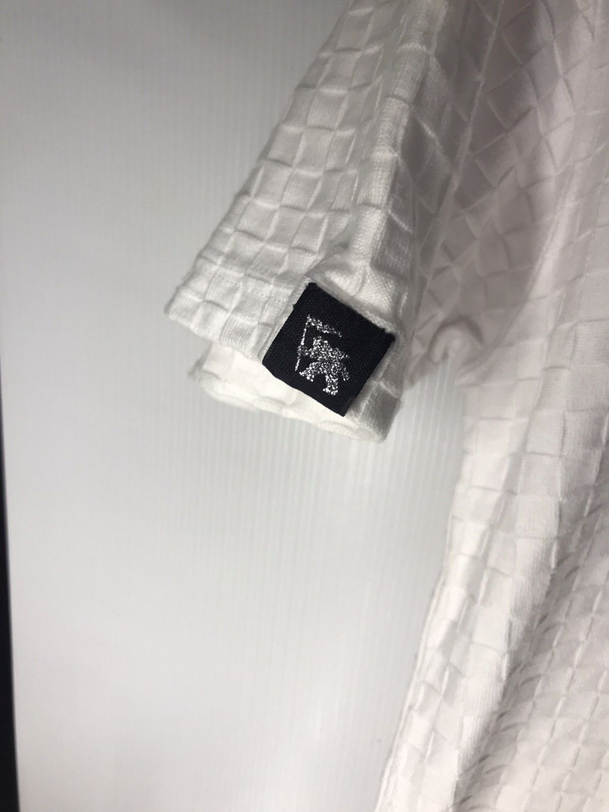 Gotcha Gotcha vneck plaid tshirt Size US M / EU 48-50 / 2 - 4 Thumbnail