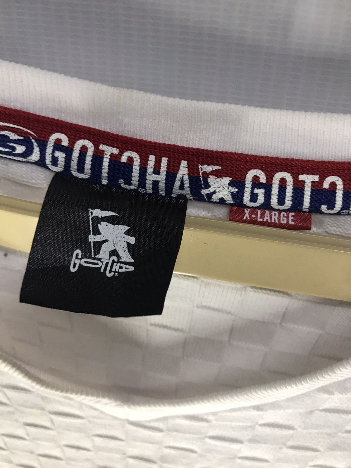 Gotcha Gotcha vneck plaid tshirt Size US M / EU 48-50 / 2 - 3 Thumbnail