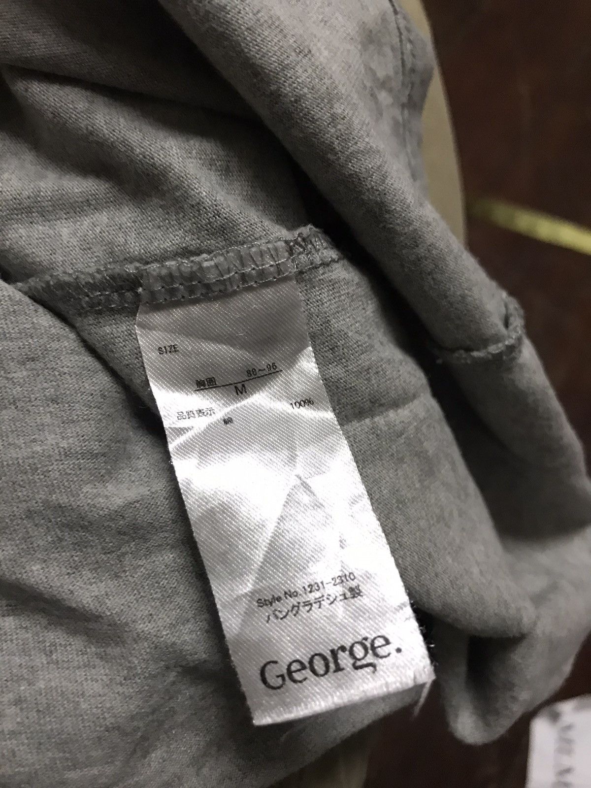 George George tshirt slim fit medium size Size US M / EU 48-50 / 2 - 4 Thumbnail