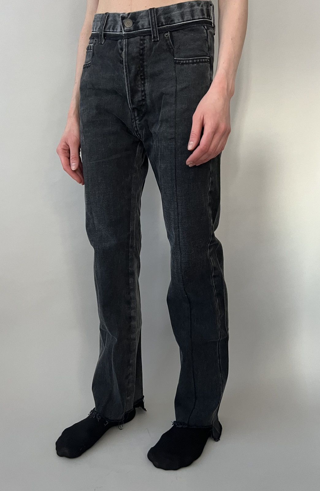 Maison Margiela Maison Margiela 5 Pocket Deconstructed Jeans Size 26" / US 2 / IT 38 - 8 Thumbnail