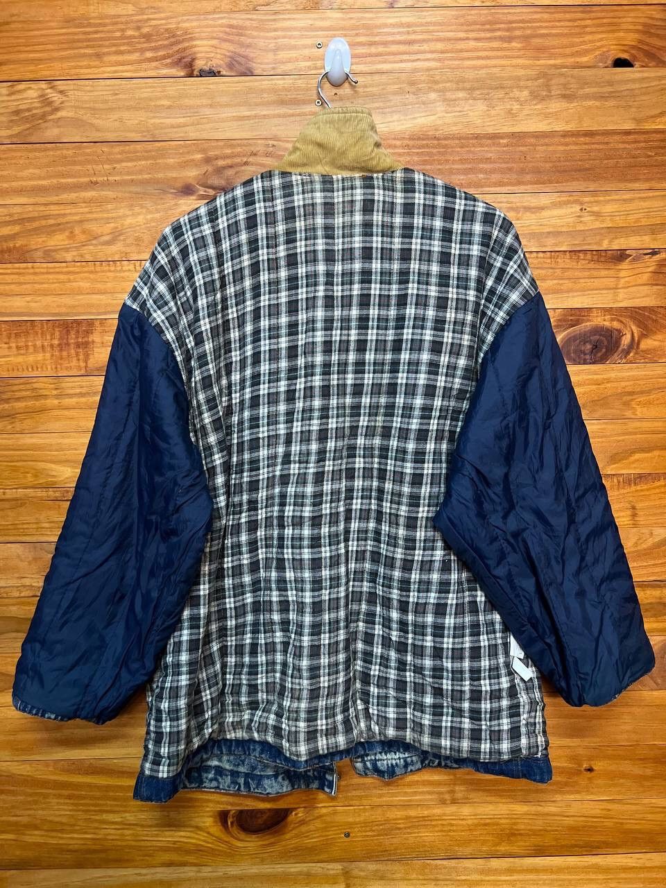 Vintage VINTAGE INTERNATIONAL WORLD JEANS ACID WASH DENIM JACKET Size US M / EU 48-50 / 2 - 14 Thumbnail