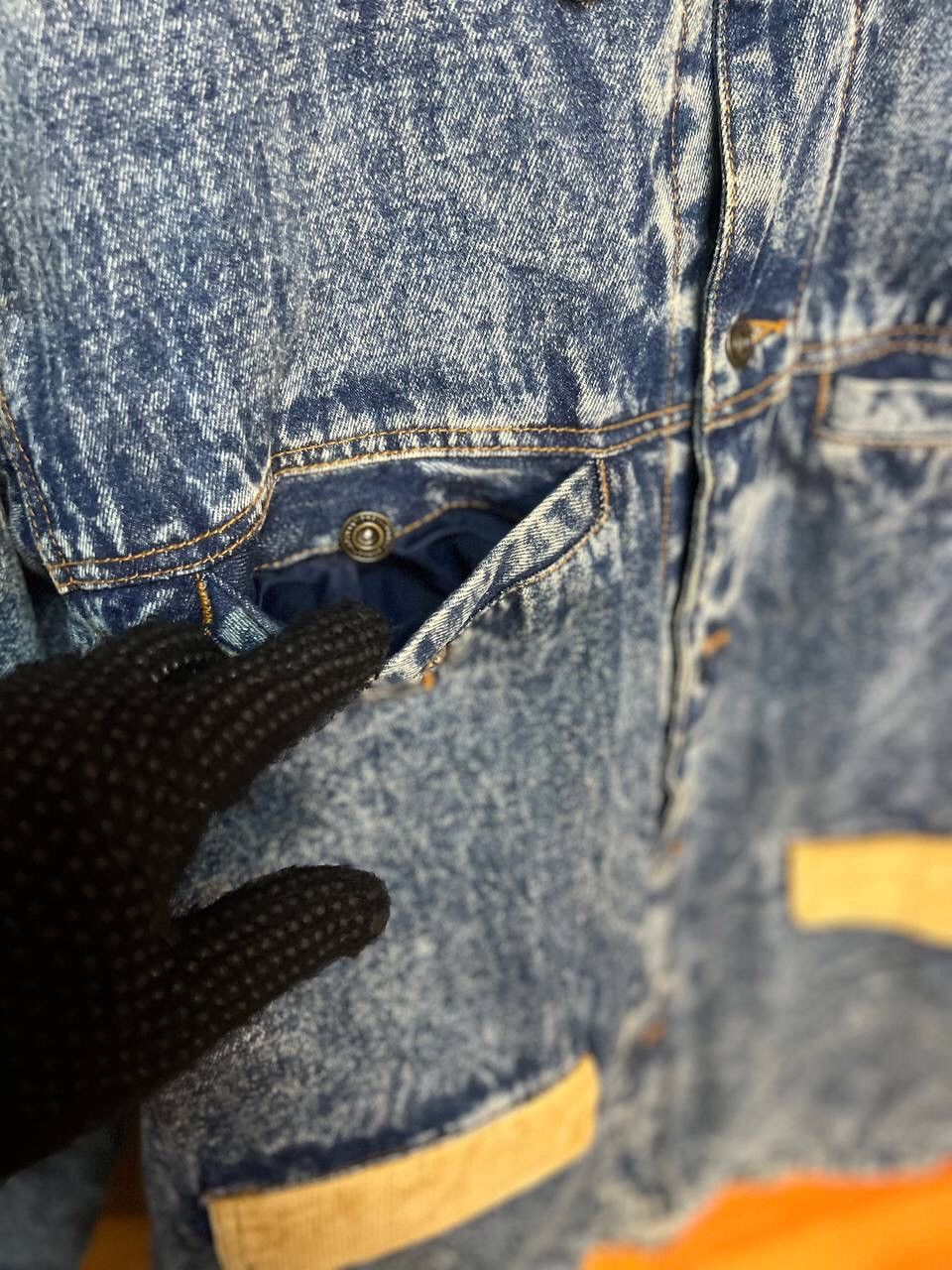 Vintage VINTAGE INTERNATIONAL WORLD JEANS ACID WASH DENIM JACKET Size US M / EU 48-50 / 2 - 5 Thumbnail