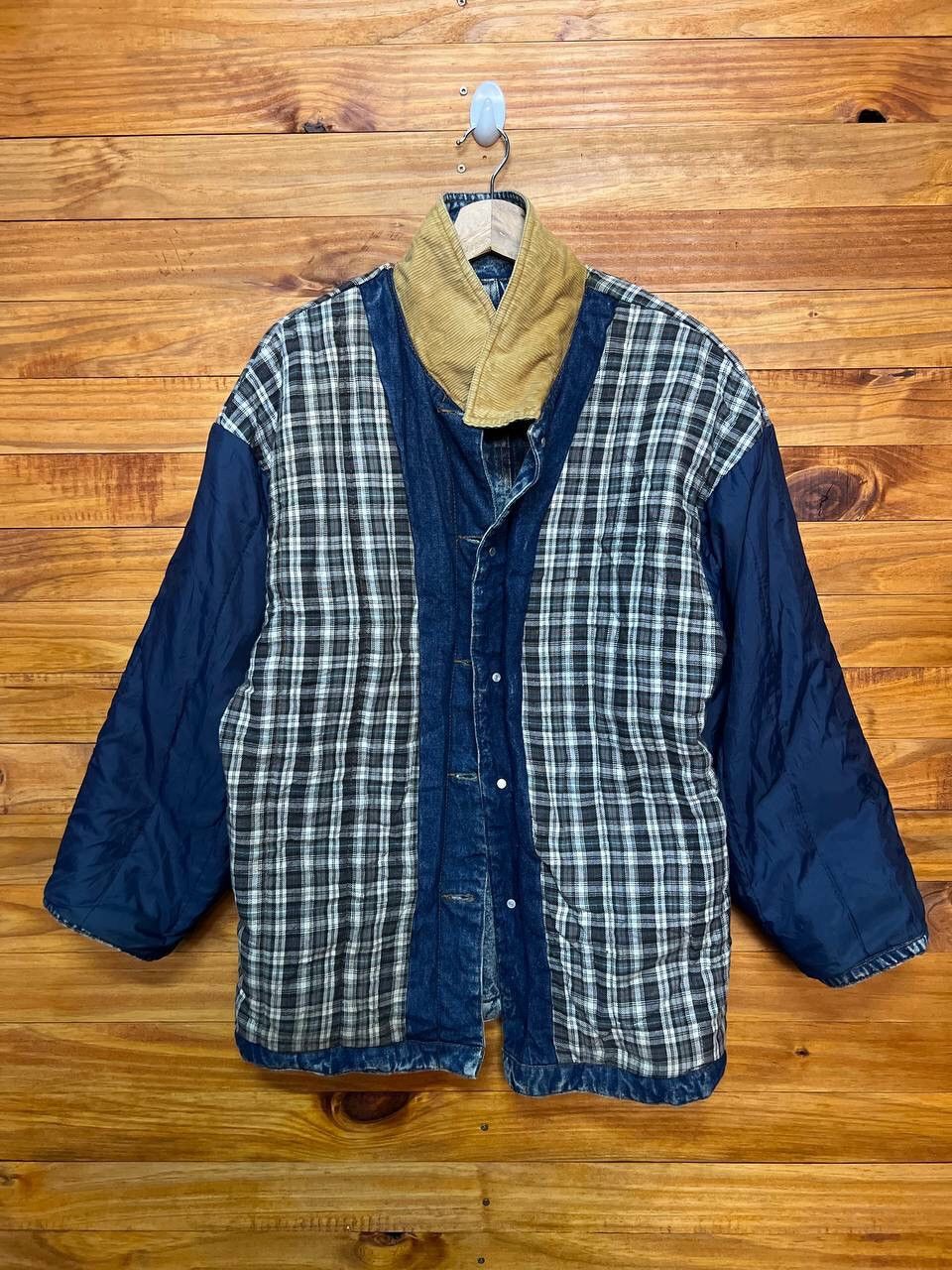 Vintage VINTAGE INTERNATIONAL WORLD JEANS ACID WASH DENIM JACKET Size US M / EU 48-50 / 2 - 13 Thumbnail