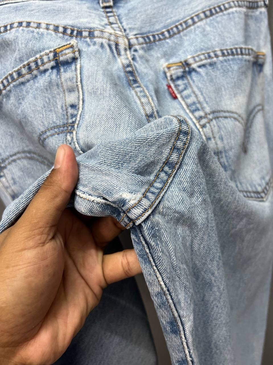 Levi's VINTAGE LEVI’S 501 JEANS Size US 33 - 10 Thumbnail