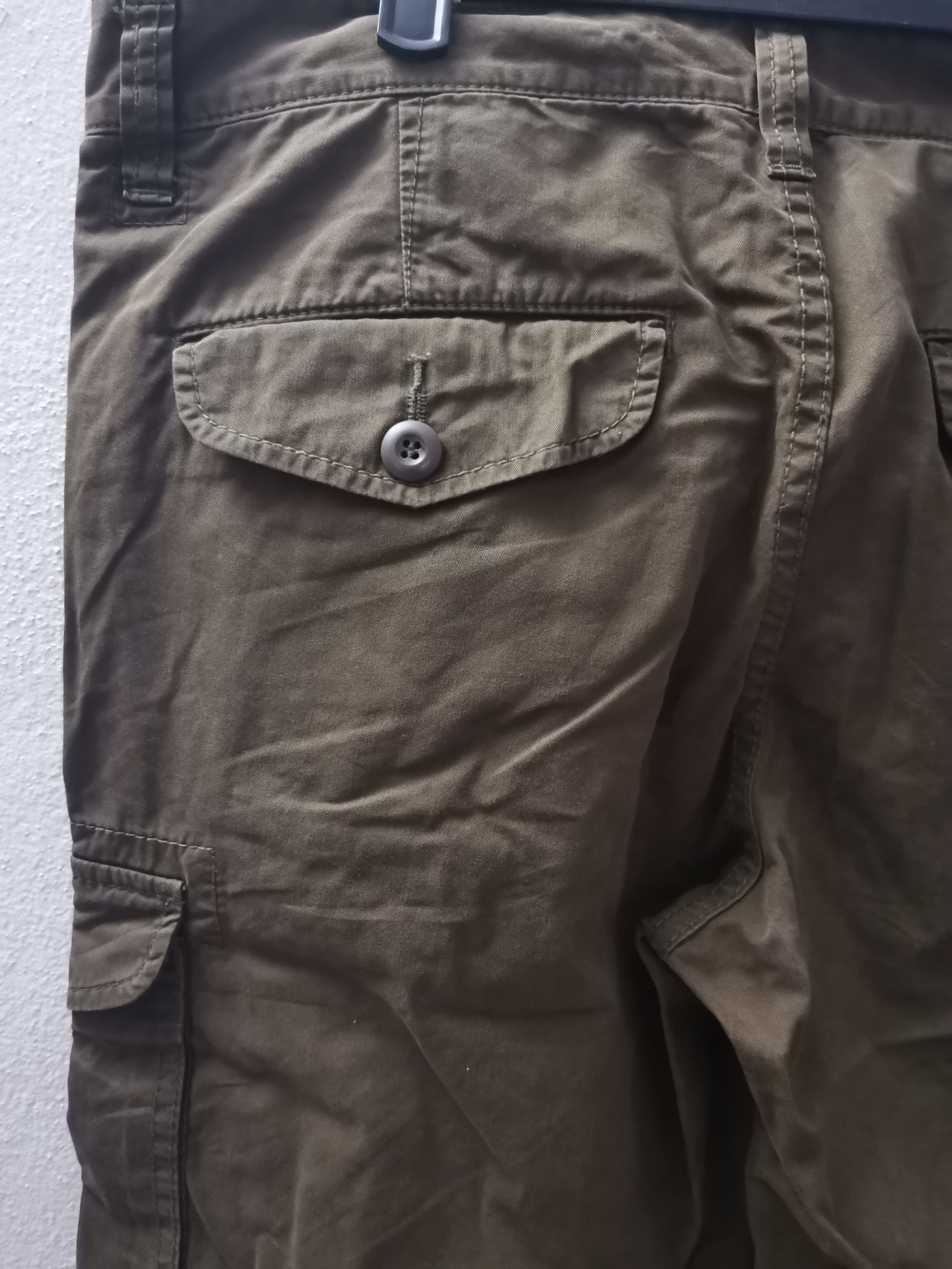 Japanese Brand Uniqlo Cargo Pants Multipockets Tactical Pants Size US 32 / EU 48 - 5 Thumbnail