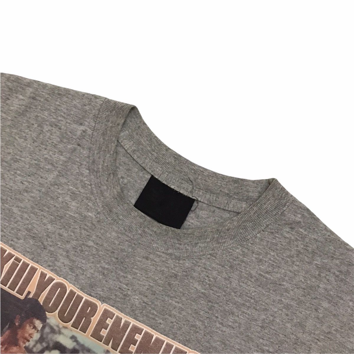 Vintage Vintage SERIAL KILLER Kill Your Enemies Bruce Lee Tee Size US XL / EU 56 / 4 - 3 Thumbnail