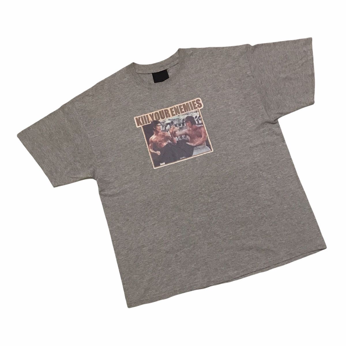 Vintage Vintage SERIAL KILLER Kill Your Enemies Bruce Lee Tee Size US XL / EU 56 / 4 - 6 Thumbnail