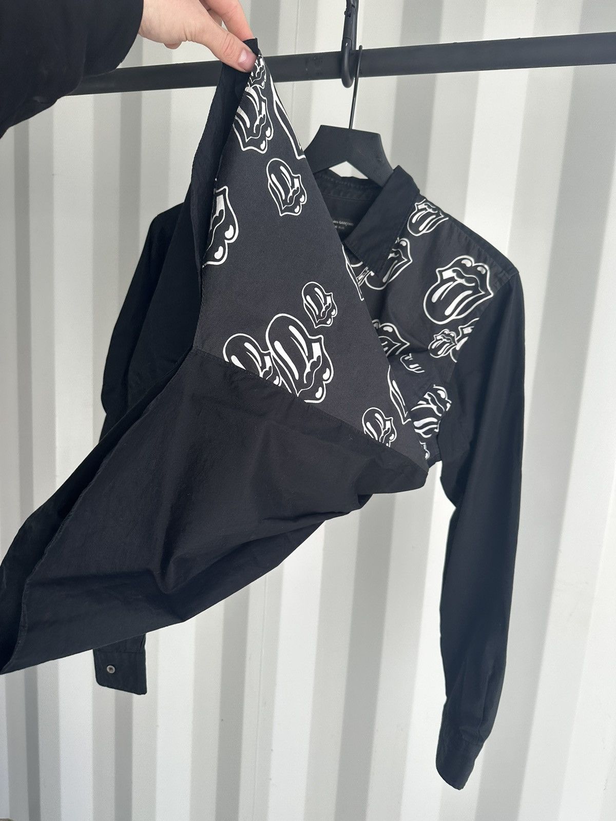 Comme des Garcons Homme Plus × The Rolling Stones Rolling Stones Tongue Logo Button Shirt Size US M / EU 48-50 / 2 - 3 Thumbnail