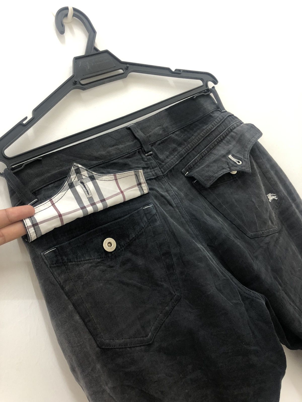 Burberry Vintage BURBERRY Black Label Nova Check Cargo Denim Pant Size US 32 / EU 48 - 11 Thumbnail