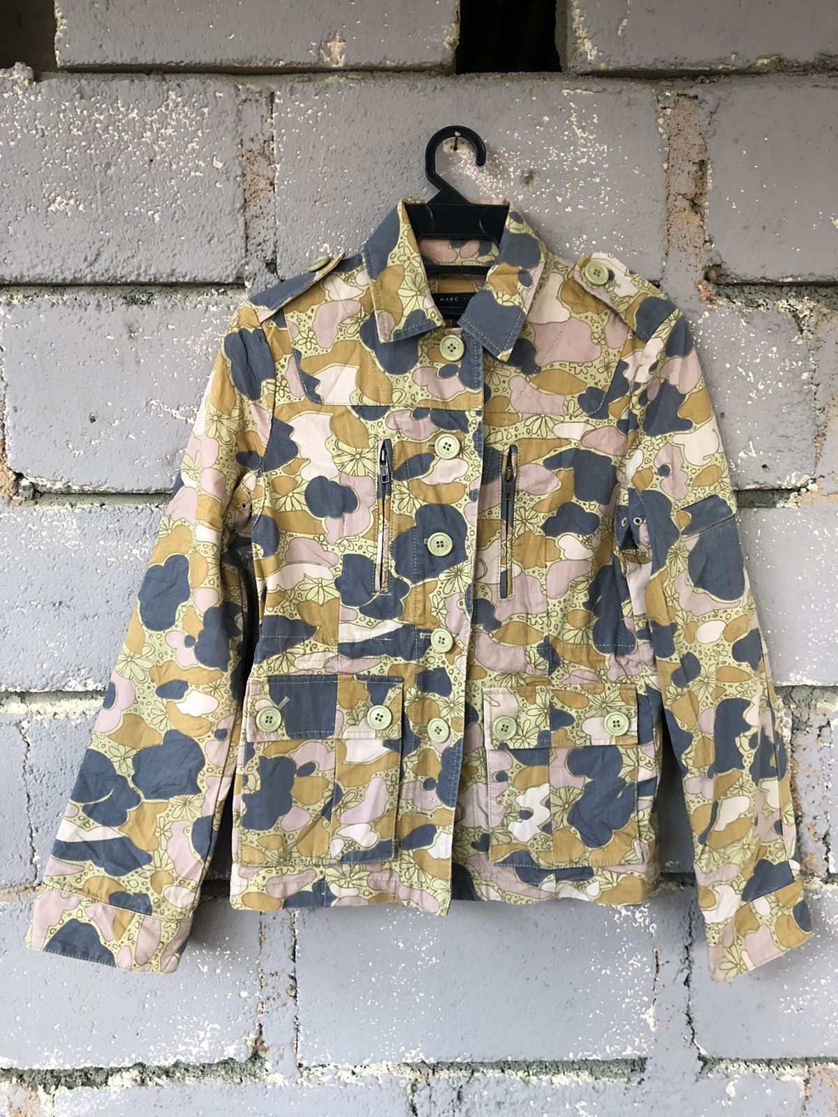 image of Jacobs By Marc Jacobs x Marc By Marc Jacobs Vintage Marc Jacobs Floral Camo Jacket (Size Medium)