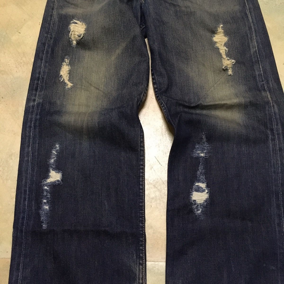 Levi's Vintage Levi’s 512 Distressed Denim Jeans Size US 30 / EU 46 - 3 Thumbnail