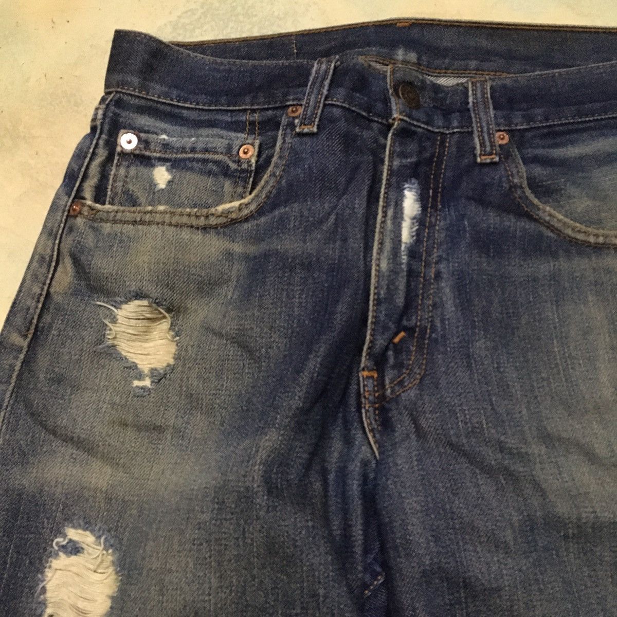 Levi's Vintage Levi’s 512 Distressed Denim Jeans Size US 30 / EU 46 - 4 Thumbnail