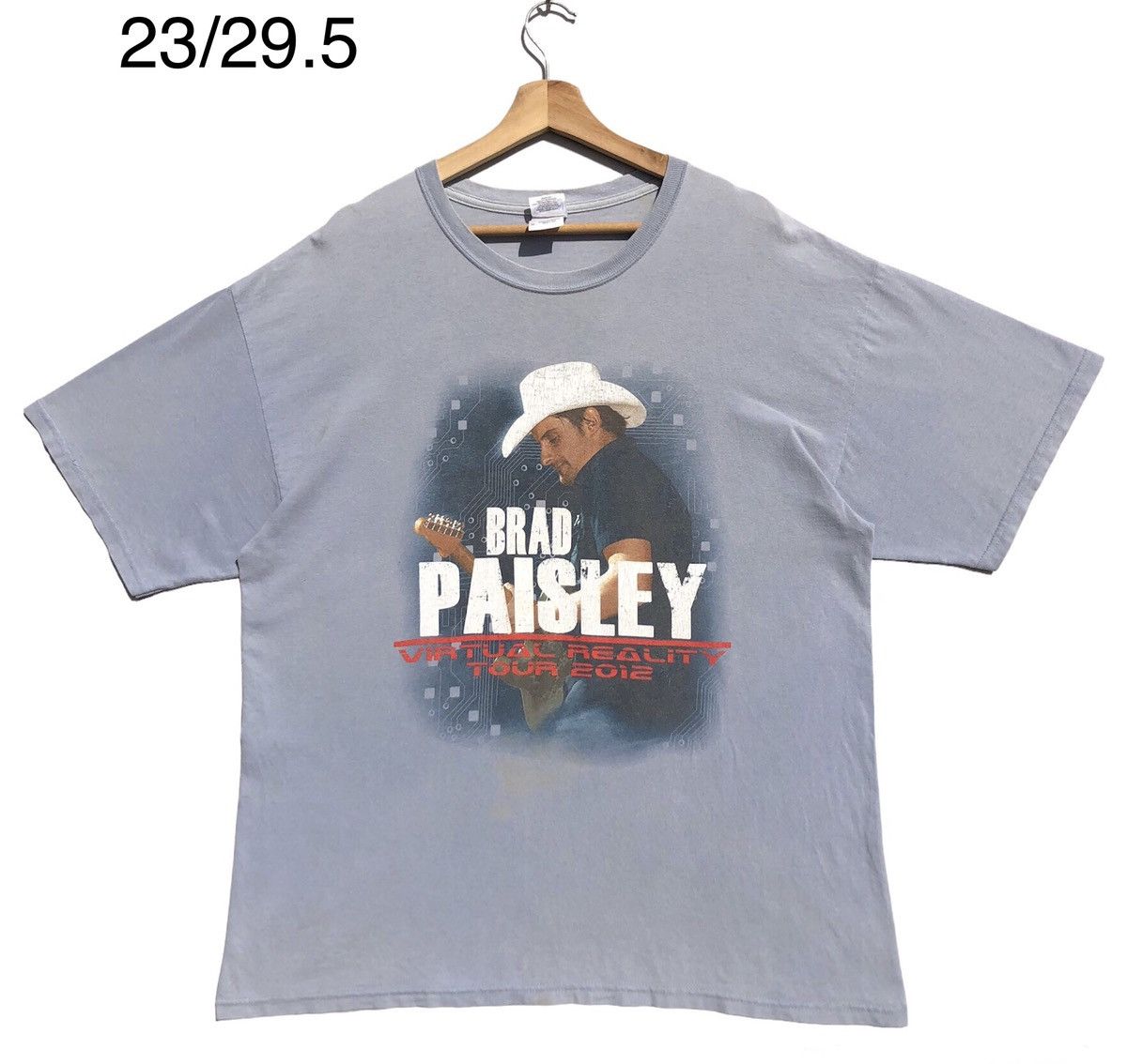 Band Tees RARE🔥 Brad Paisley Size US XL / EU 56 / 4 - 1 Thumbnail