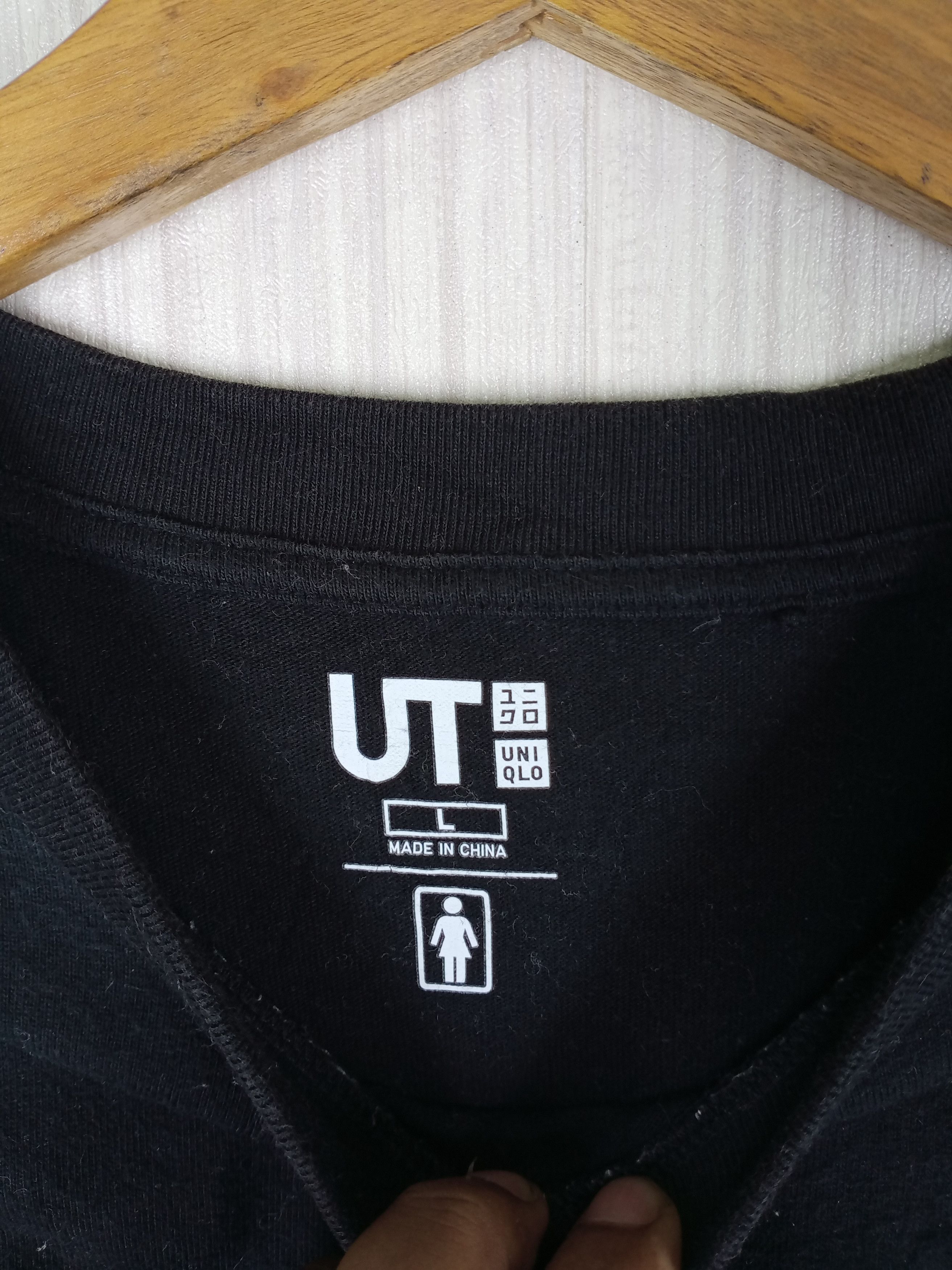 Girl Skateboards Girl Skateboards Uniqlo Single Pocket Tshirt Size US L / EU 52-54 / 3 - 3 Thumbnail