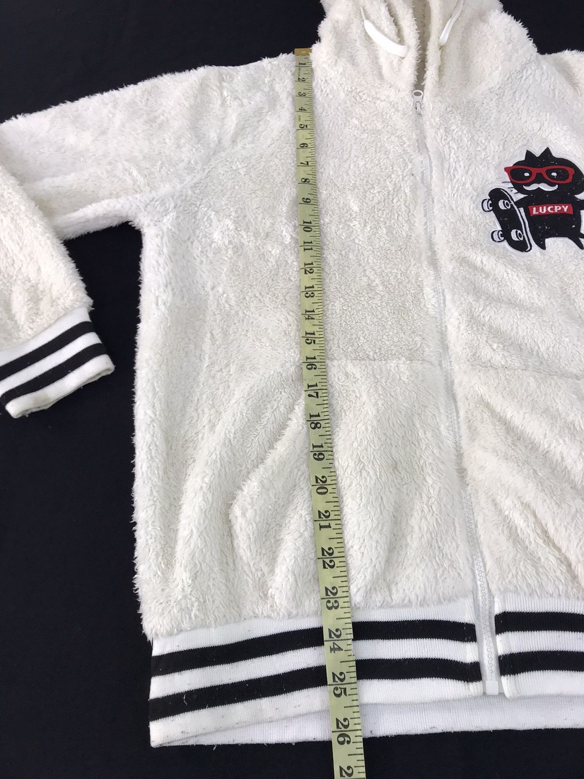 Japanese Brand Vintage Lucpy Hoodies Zipper Style Embroidery Logo Size L Size US M / EU 48-50 / 2 - 11 Thumbnail