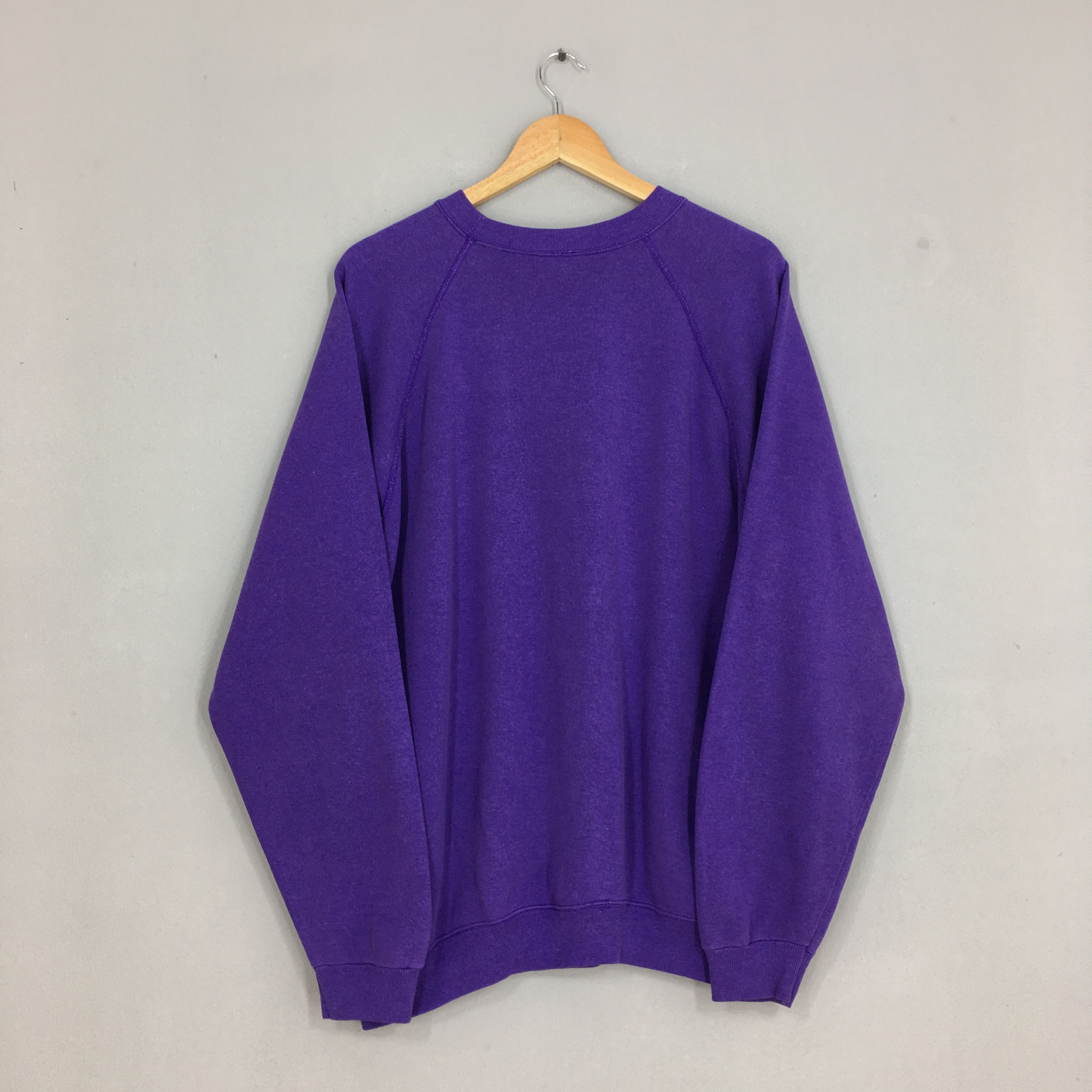 Vintage Vintage Monterey California Purple sweatshirt XLarge Size US XL / EU 56 / 4 - 5 Thumbnail