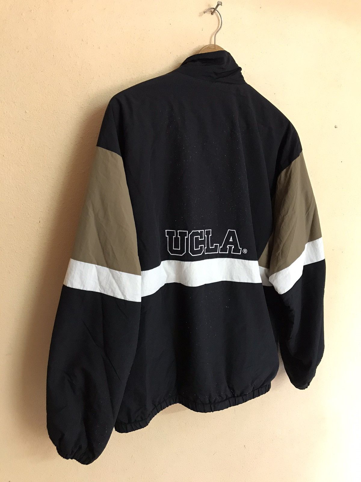 NFL RARE UCLA BRUINS MULTICOLORS JACKET Size US M / EU 48-50 / 2 - 6 Thumbnail
