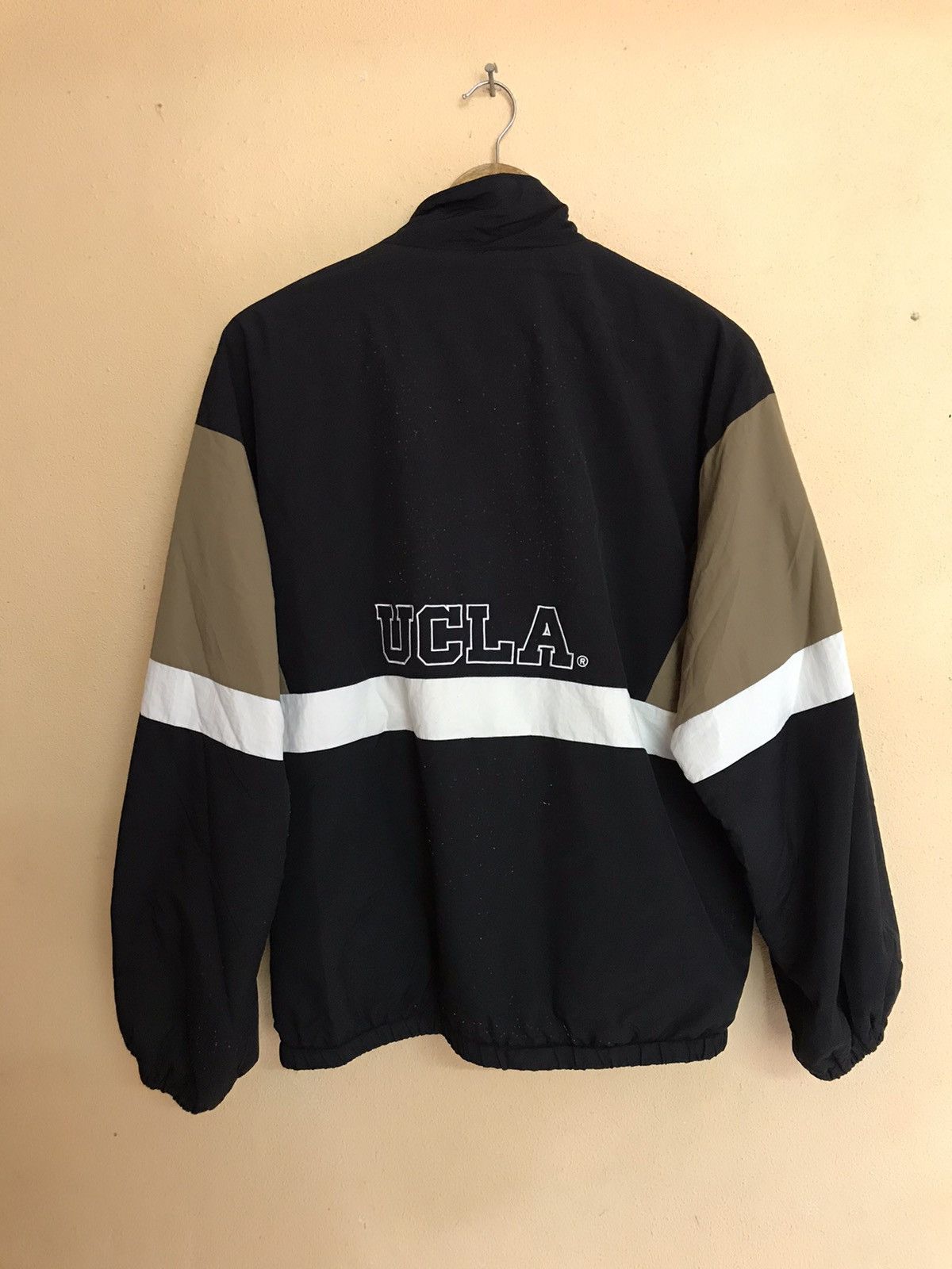 NFL RARE UCLA BRUINS MULTICOLORS JACKET Size US M / EU 48-50 / 2 - 2 Thumbnail