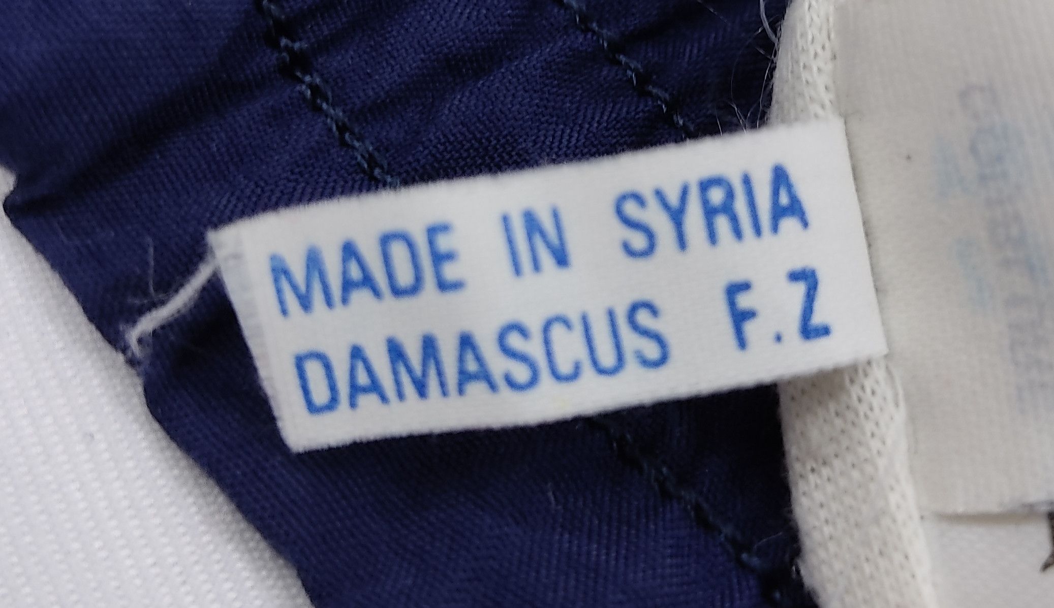 Adidas Rare Vintage Adidas Trefoil Made in Syria Damascus Size US XL / EU 56 / 4 - 3 Thumbnail