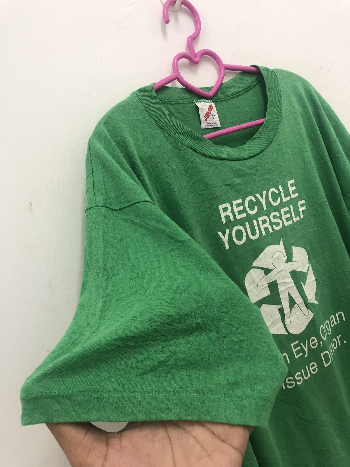 Jerzees Rare 90s Vintage RECYCLE YOURSELF Shirt Size US XL / EU 56 / 4 - 2 Thumbnail