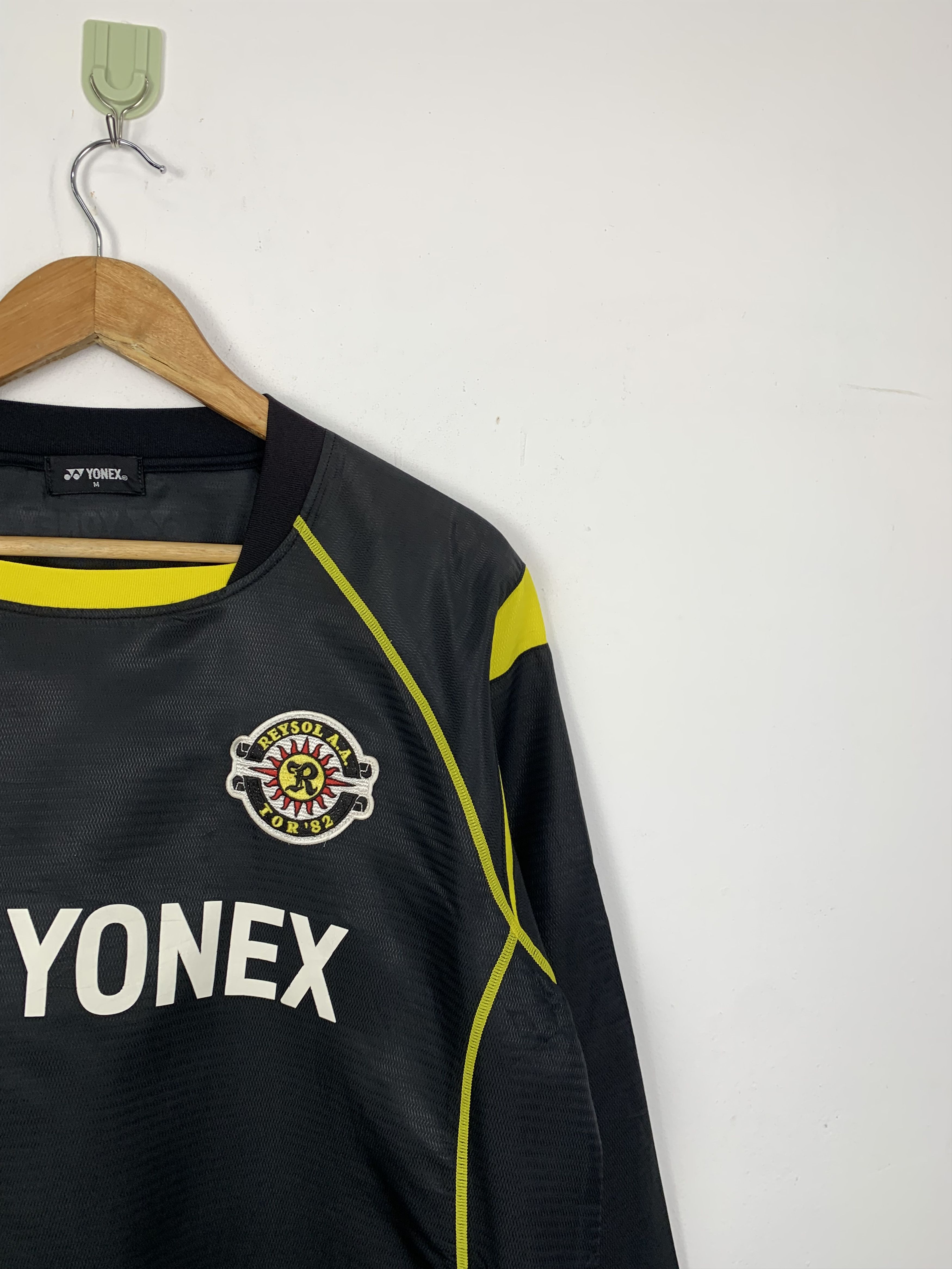 Japanese Brand Vintage YONEX Football Soccer Jerseys J0608 Size US S / EU 44-46 / 1 - 3 Thumbnail