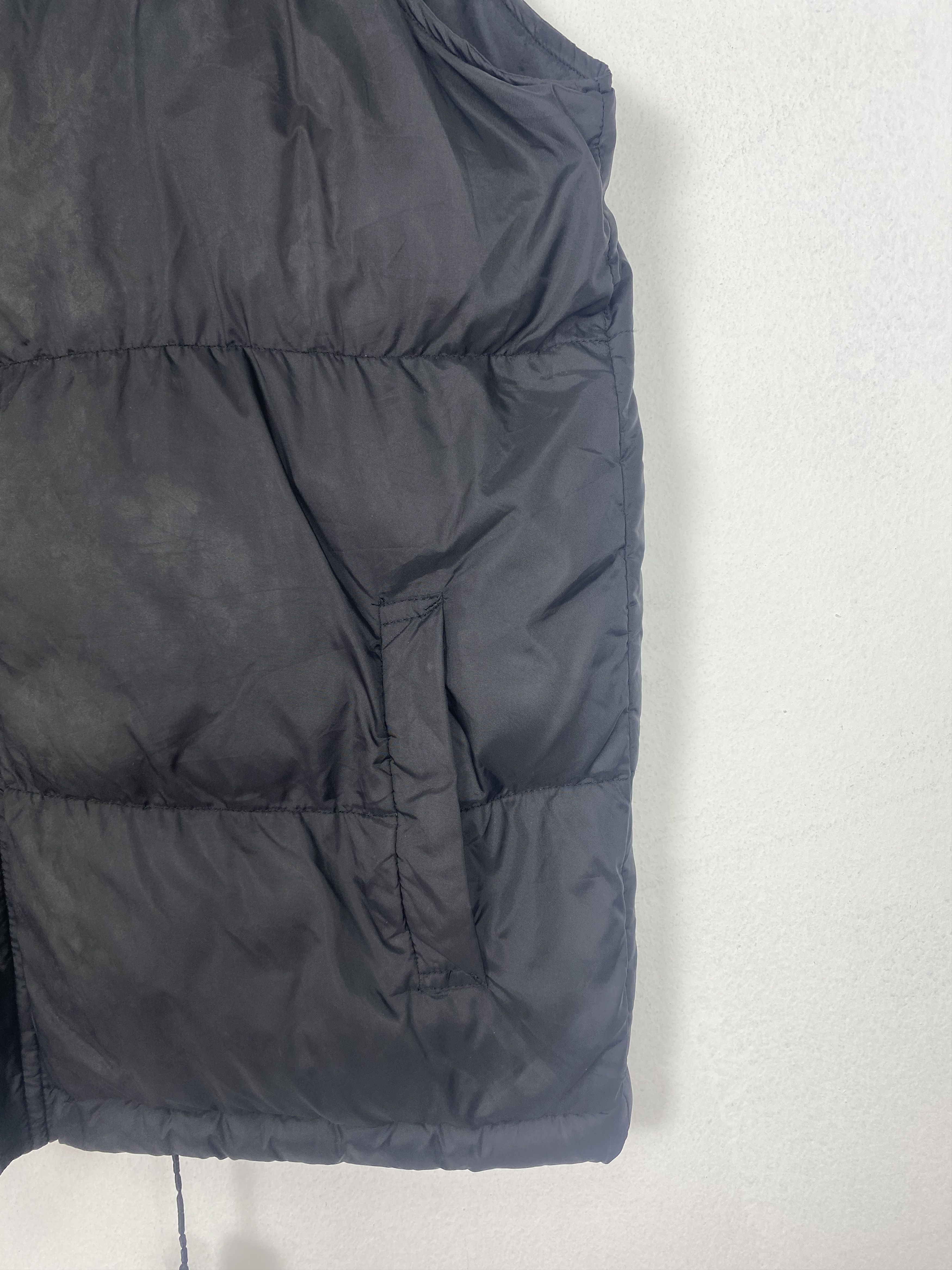 Japanese Brand Vintage Bigness Emperor Puffer Zip Button Vest Size US S / EU 44-46 / 1 - 4 Thumbnail
