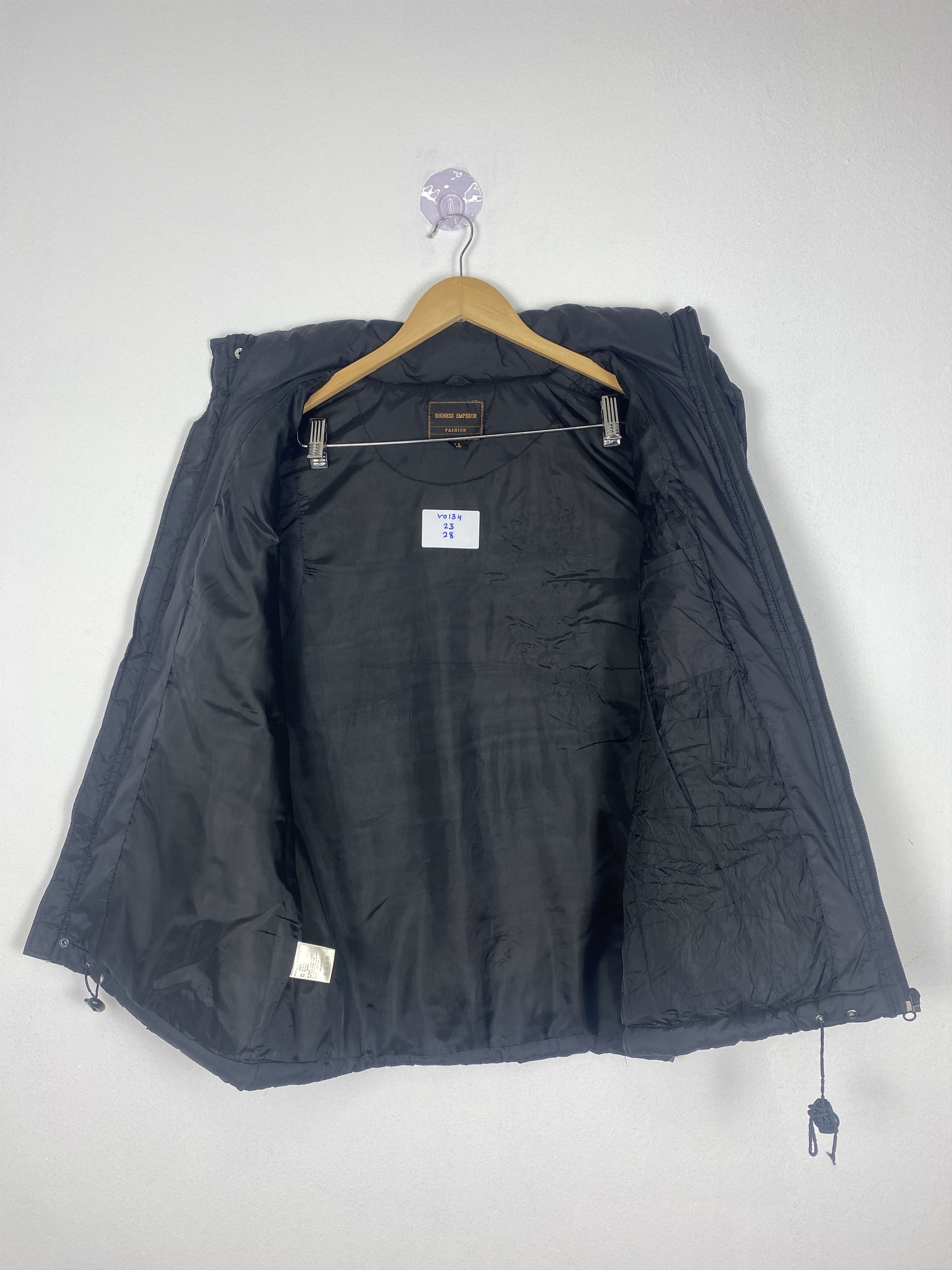 Japanese Brand Vintage Bigness Emperor Puffer Zip Button Vest Size US S / EU 44-46 / 1 - 6 Thumbnail