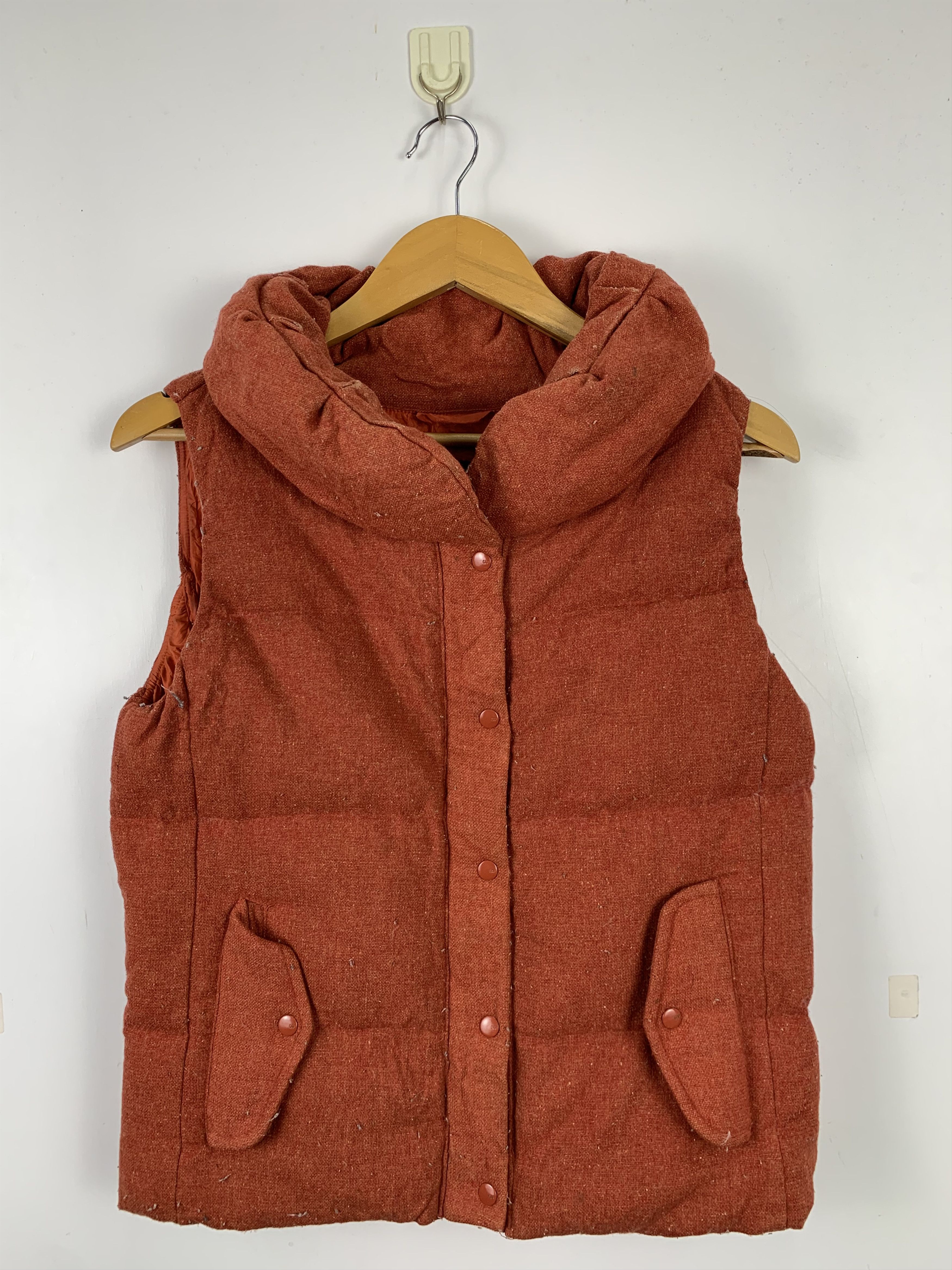Gap Vintage GAP Puffer Zip Vests Size US S / EU 44-46 / 1 - 1 Thumbnail