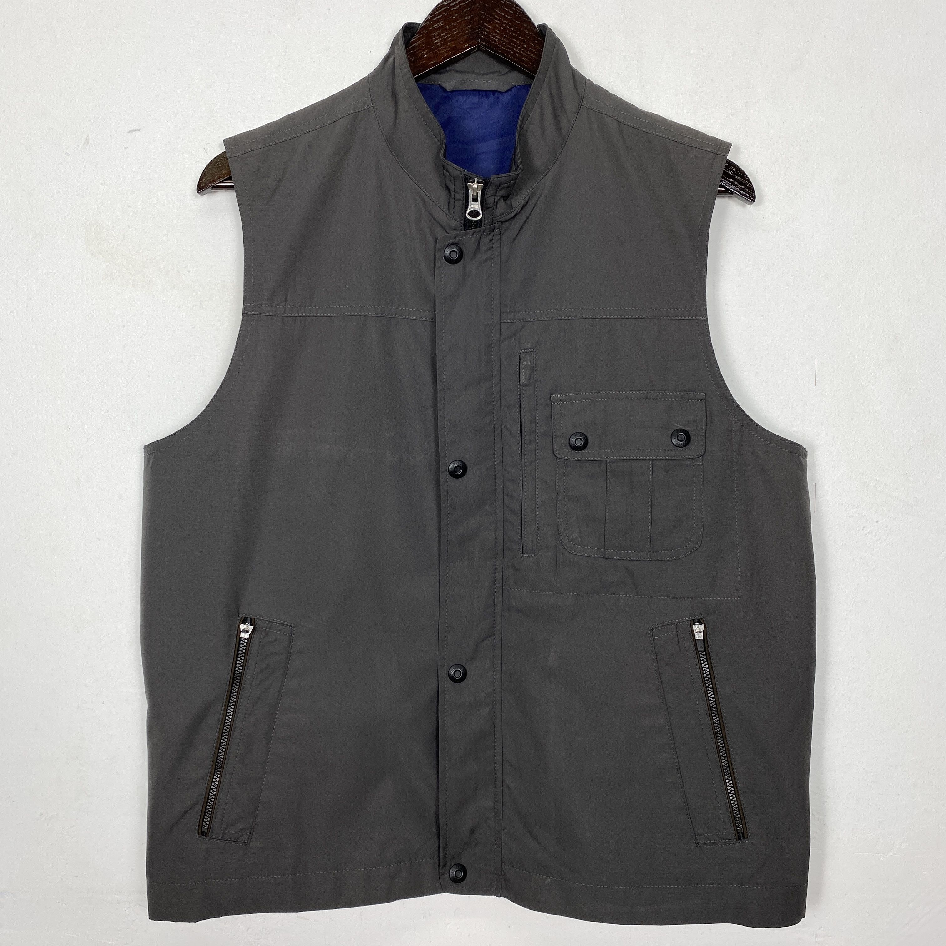 Japanese Brand Vintage Japanese Brand Multi Pocket Vest Size US L / EU 52-54 / 3 - 1 Thumbnail