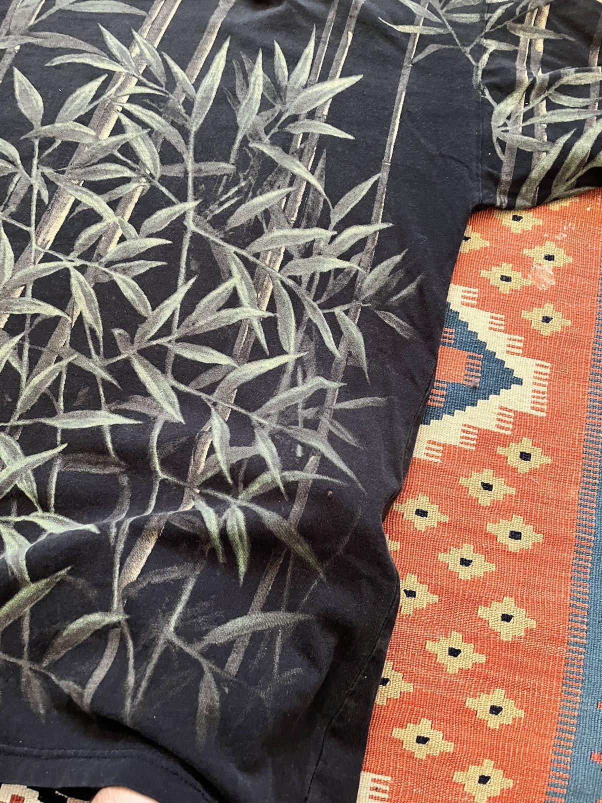 Vintage all over print nature graphic t shirt