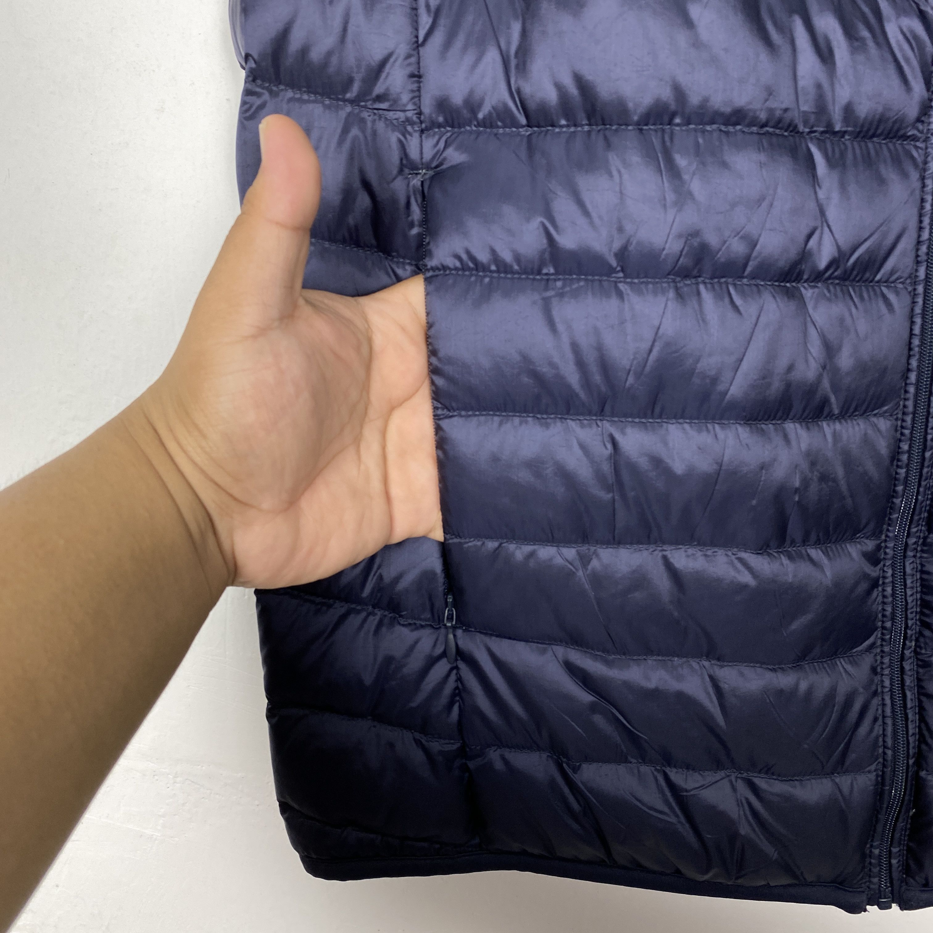 Uniqlo Vintage Uniqlo Puffer Vest V0044 Size US M / EU 48-50 / 2 - 4 Thumbnail