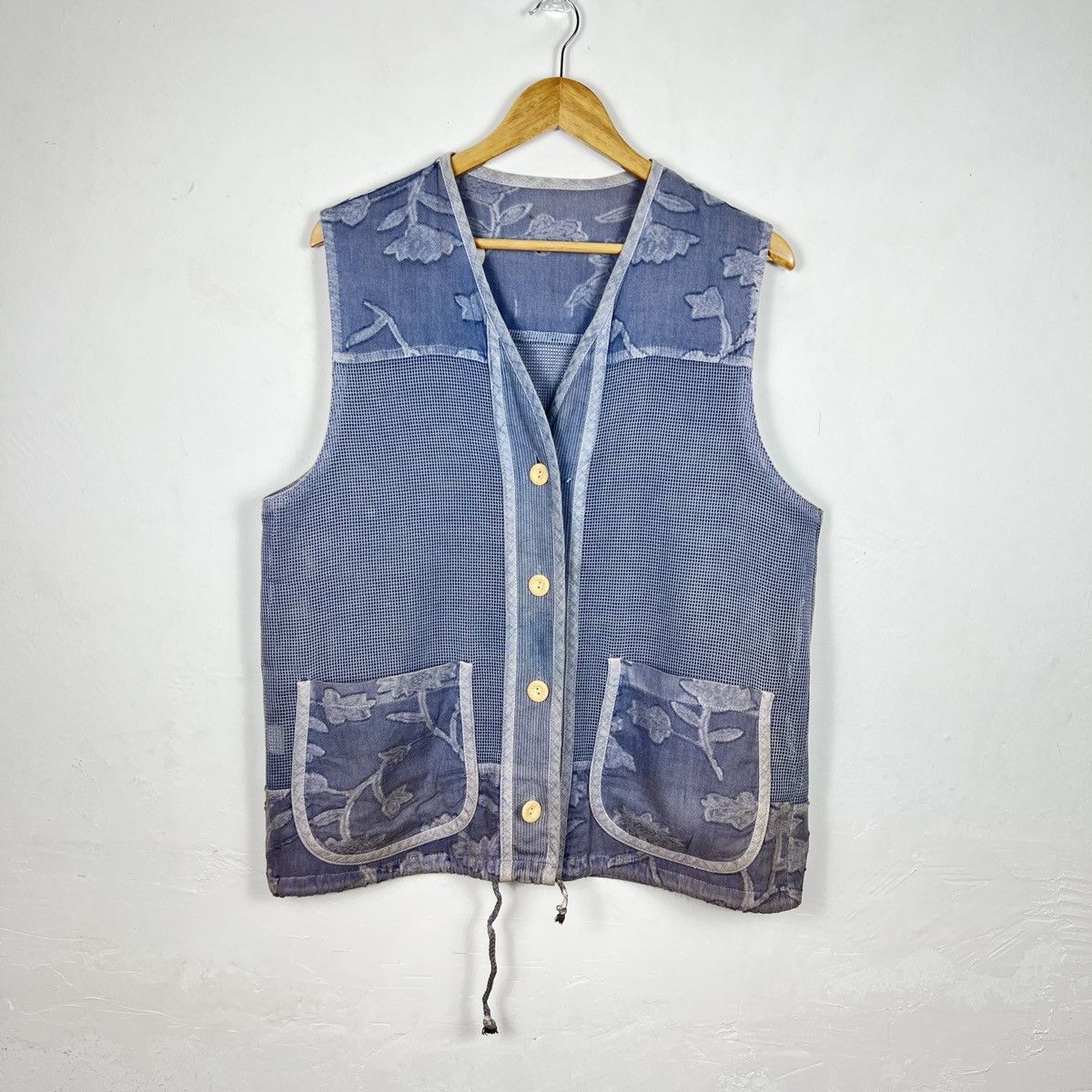 Japanese Brand Vintage Women Vests Sleeveless Nice Design Size S / US 4 / IT 40 - 1 Thumbnail