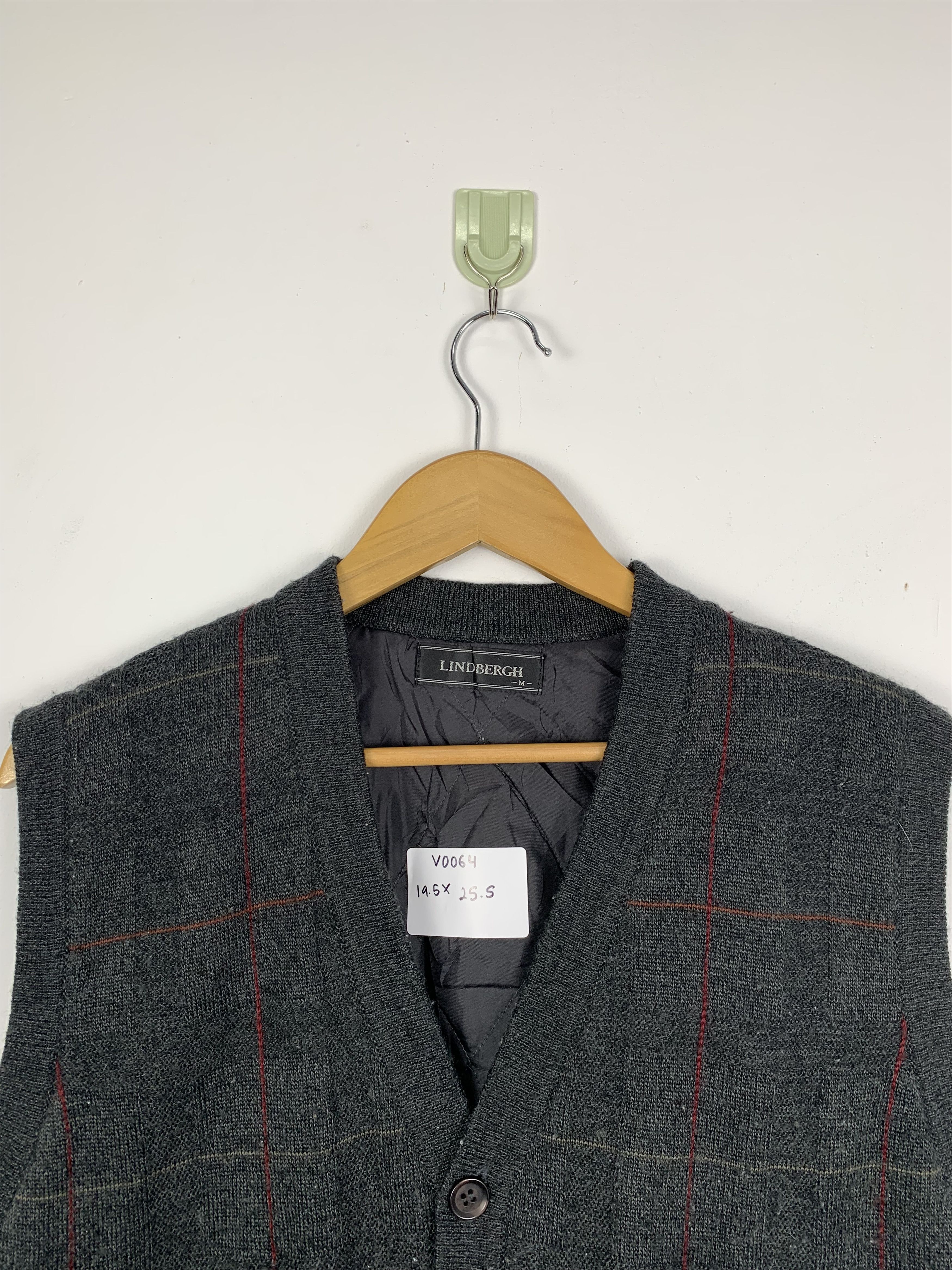 Lindbergh Vintage LINDBERGH Knitwear Checkered Button Vest Size US XS / EU 42 / 0 - 2 Thumbnail