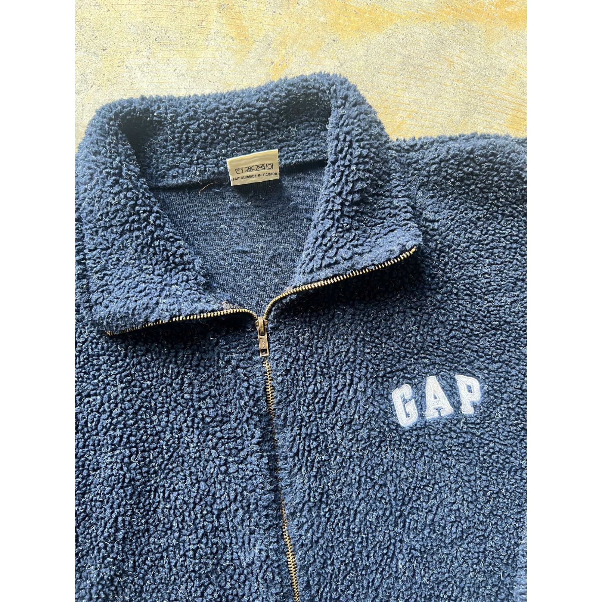Vintage Bootleg Gap Fleece Medium 2000s
