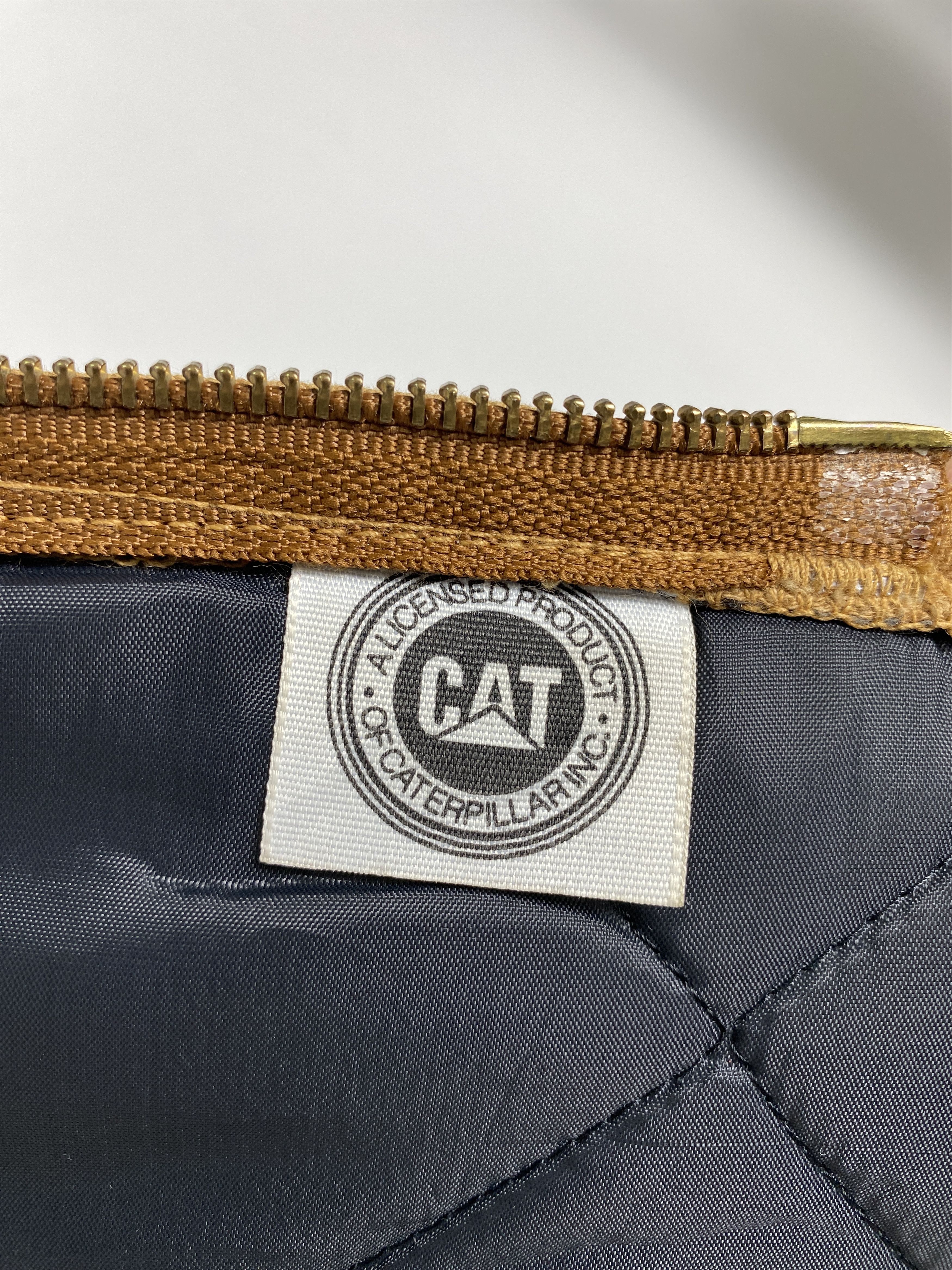 Caterpillar Vintage Caterpillar Quilted Lining Zip Up Vest Size US M / EU 48-50 / 2 - 10 Thumbnail