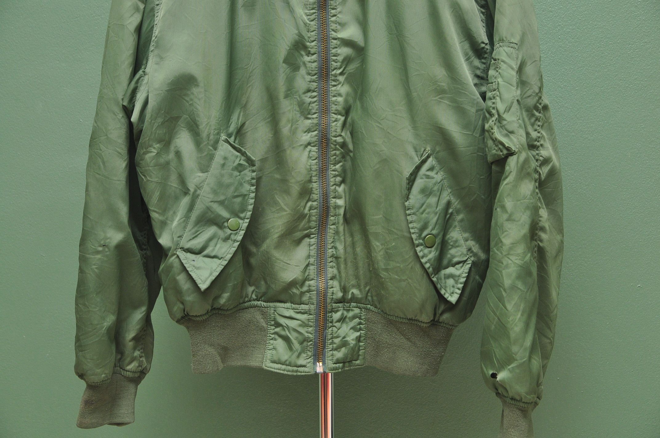Japanese Brand Nice Flight Jacket Green Army Travis Scott Fashion Style Size US L / EU 52-54 / 3 - 4 Thumbnail