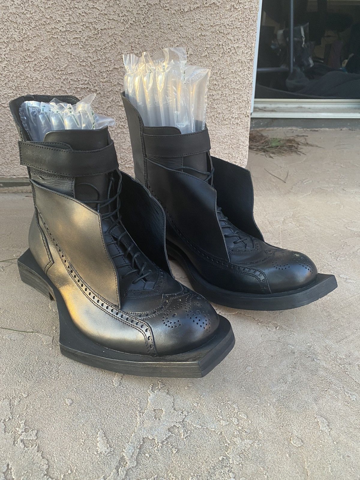 Juun.J Juun.j Runway Fall 2011 Geometric Brogue Boots Size US 11 / EU 44 - 1 Thumbnail